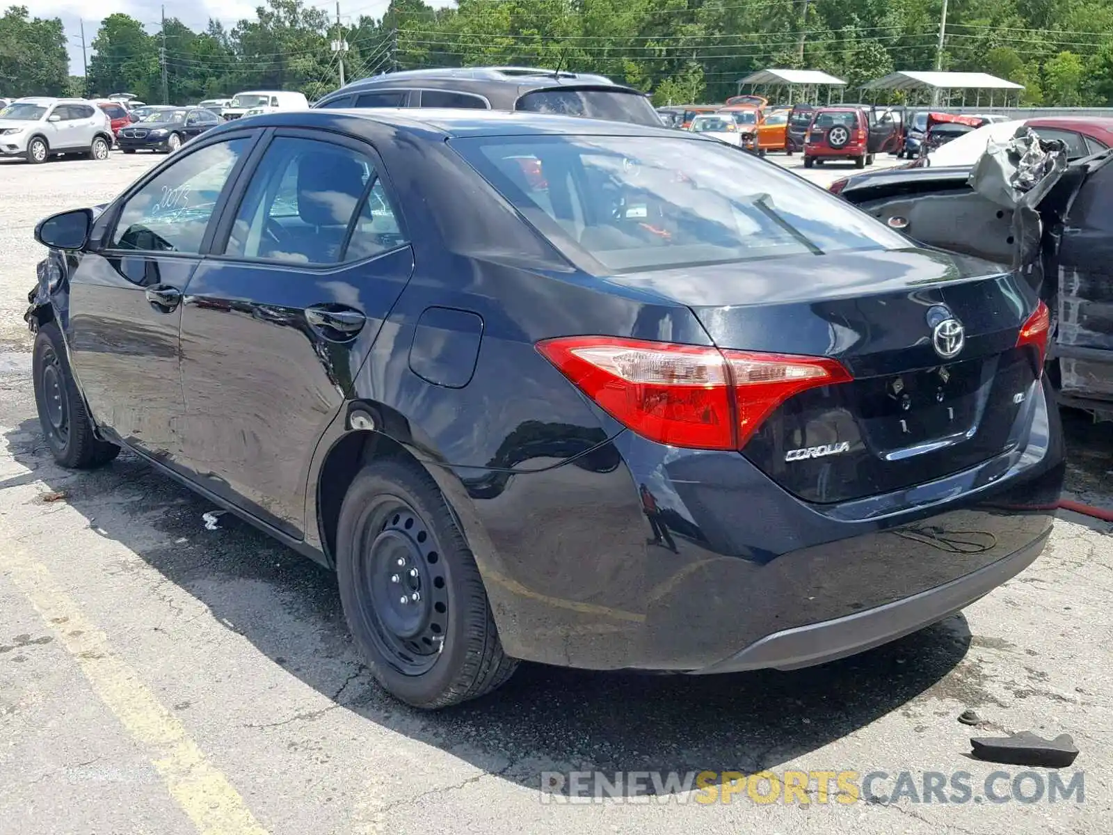 3 Photograph of a damaged car 2T1BURHE0KC153357 TOYOTA COROLLA 2019