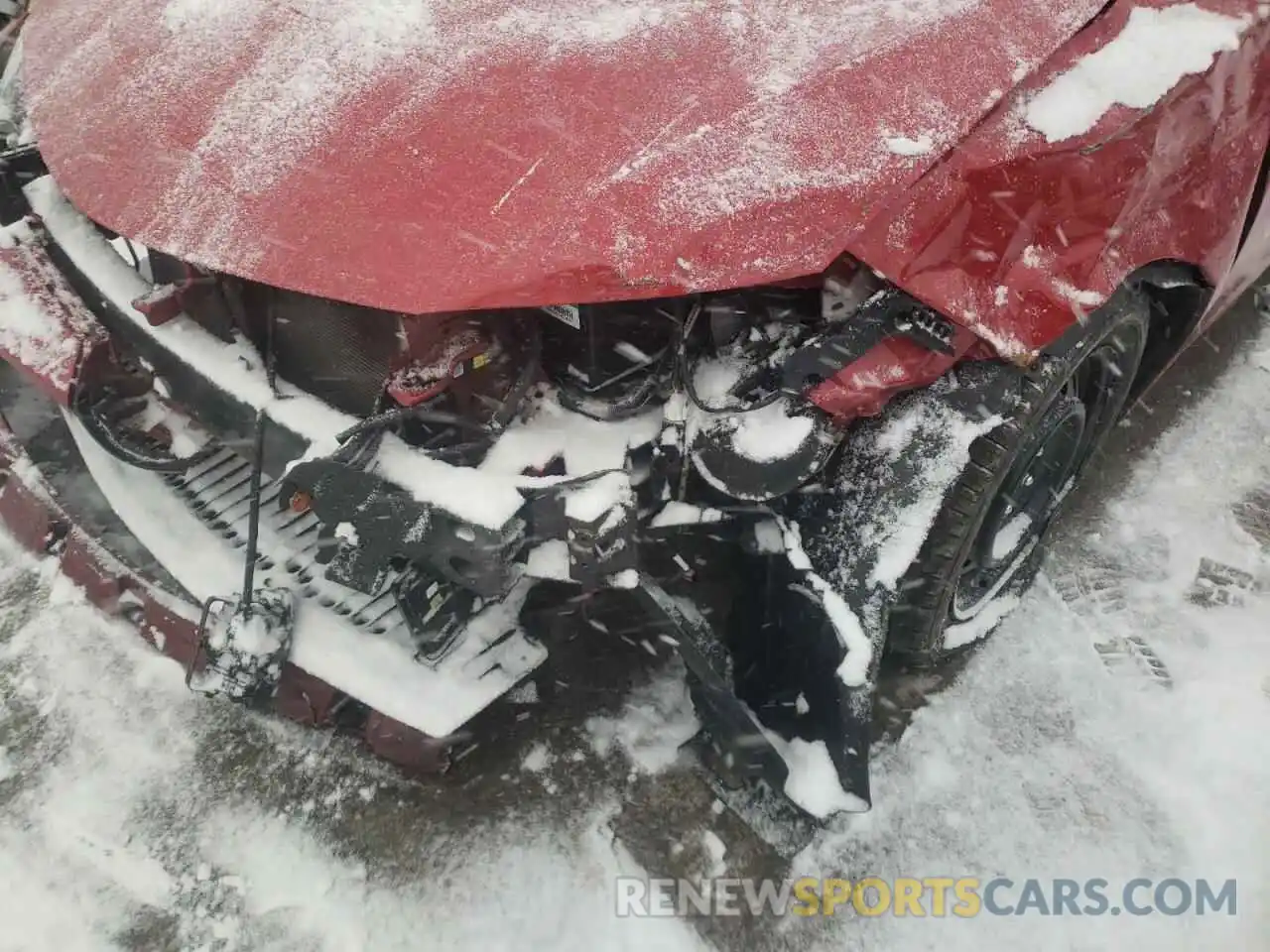 9 Photograph of a damaged car 2T1BURHE0KC153424 TOYOTA COROLLA 2019