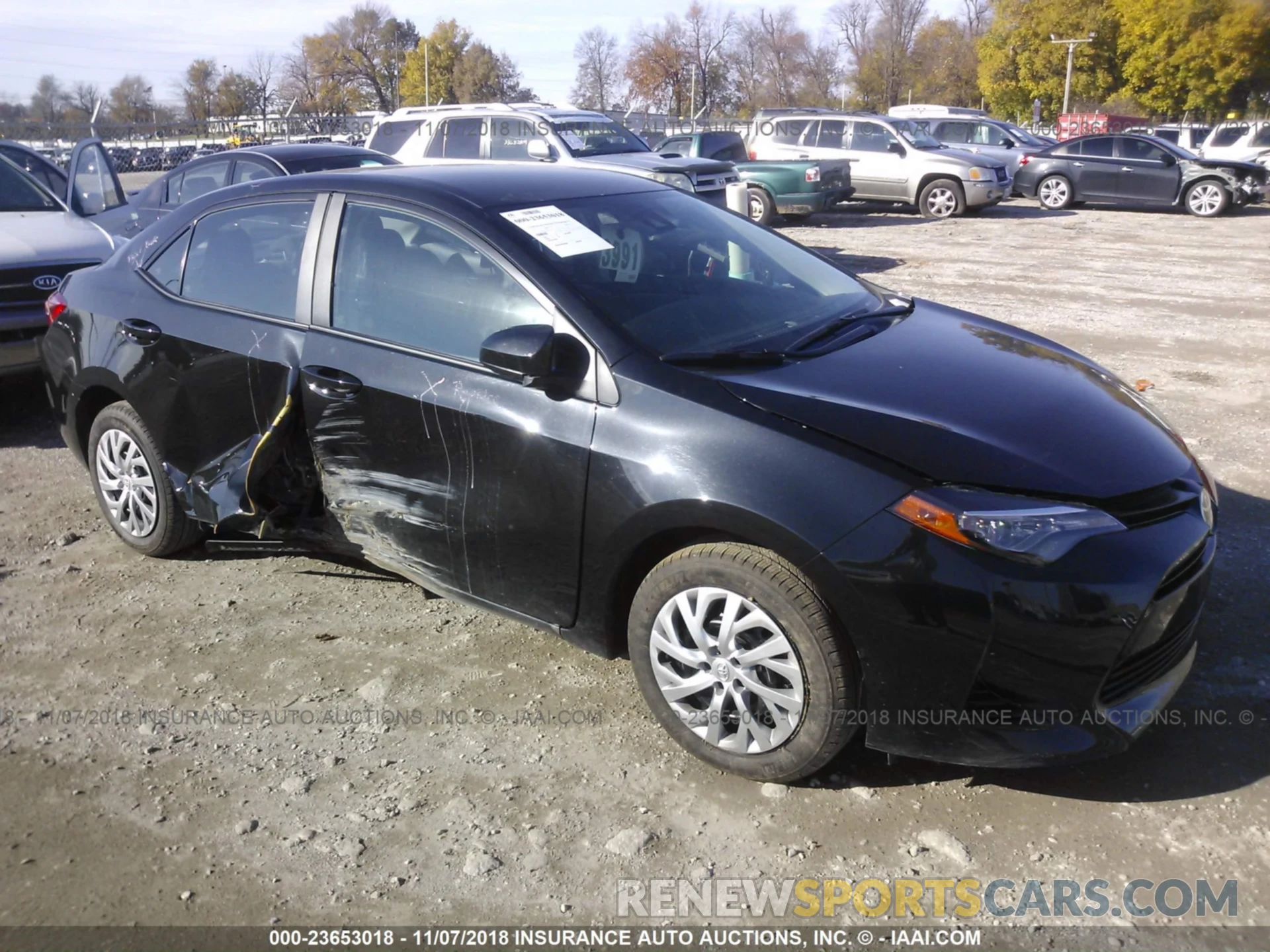 1 Photograph of a damaged car 2T1BURHE0KC153651 Toyota Corolla 2019