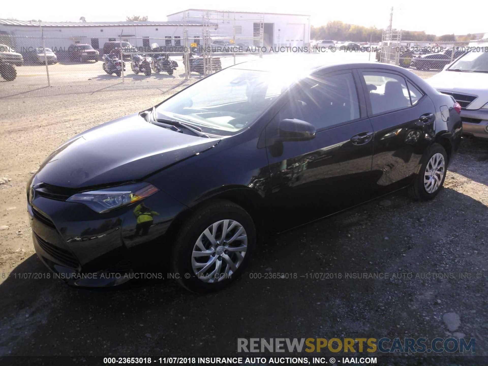 2 Photograph of a damaged car 2T1BURHE0KC153651 Toyota Corolla 2019