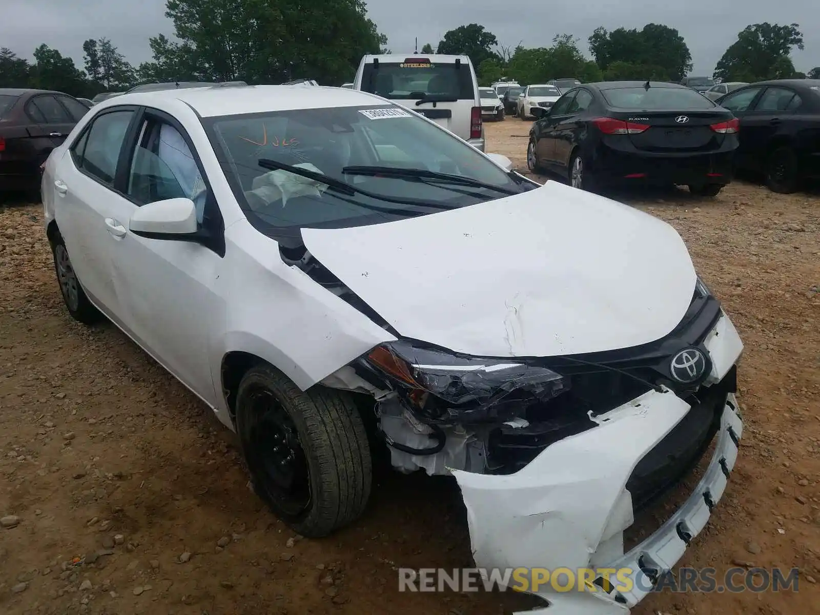 1 Photograph of a damaged car 2T1BURHE0KC154721 TOYOTA COROLLA 2019