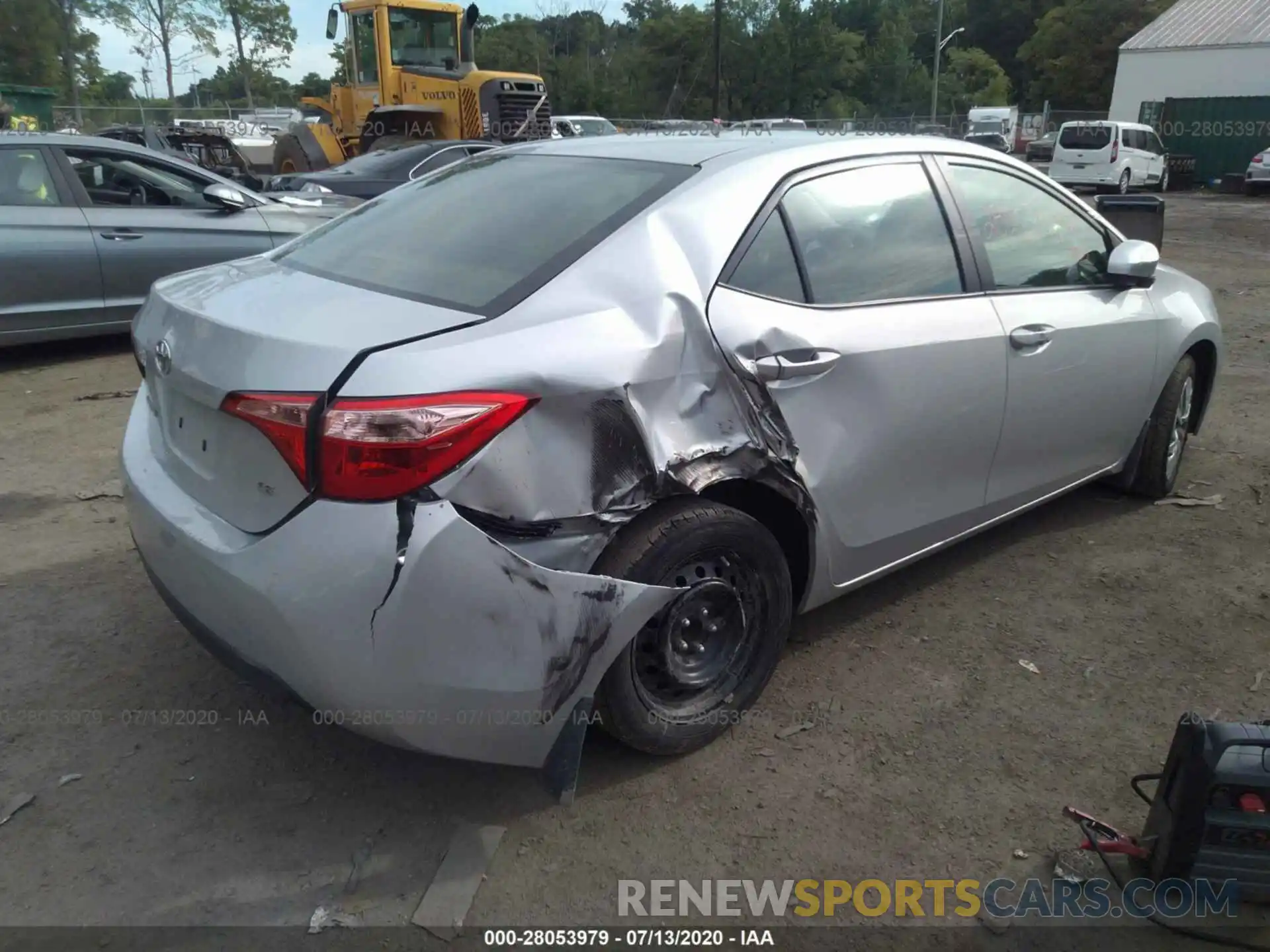 4 Photograph of a damaged car 2T1BURHE0KC154802 TOYOTA COROLLA 2019