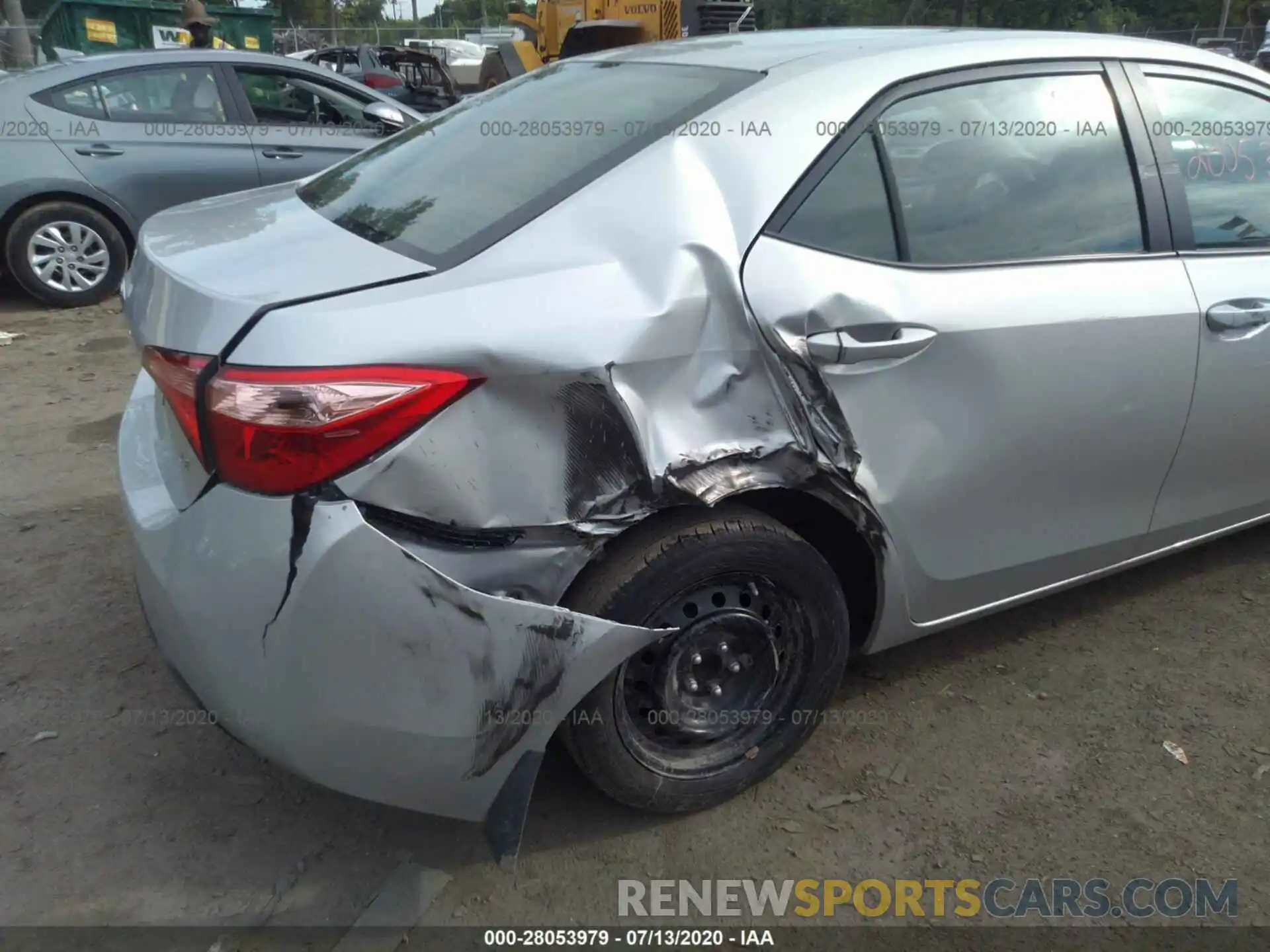 6 Photograph of a damaged car 2T1BURHE0KC154802 TOYOTA COROLLA 2019