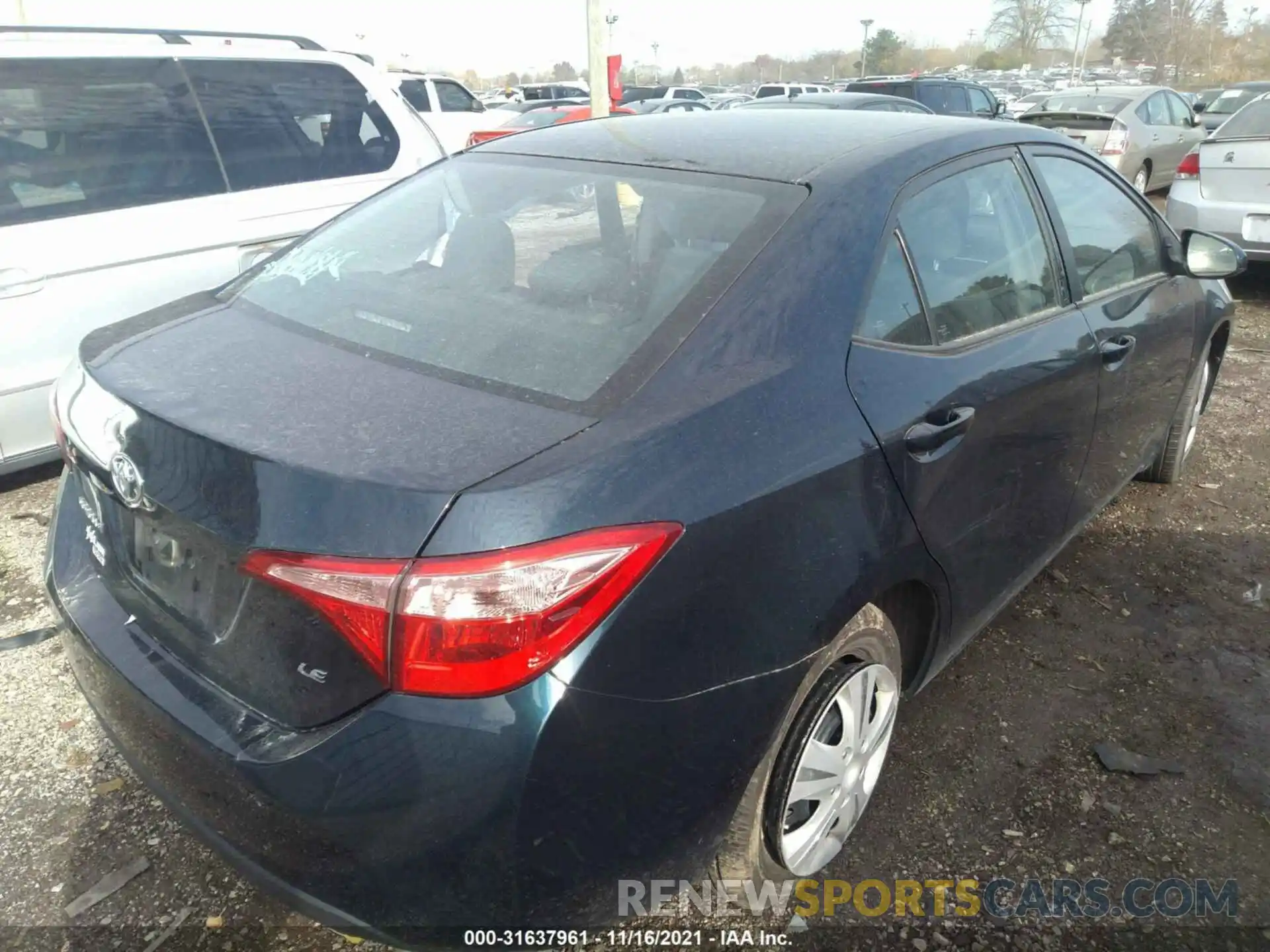 4 Photograph of a damaged car 2T1BURHE0KC155271 TOYOTA COROLLA 2019