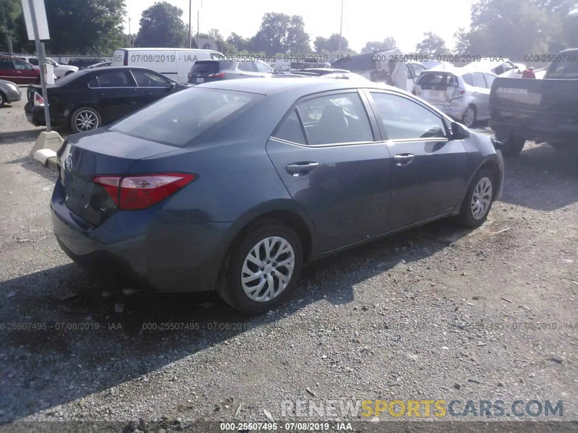 4 Photograph of a damaged car 2T1BURHE0KC155447 TOYOTA COROLLA 2019