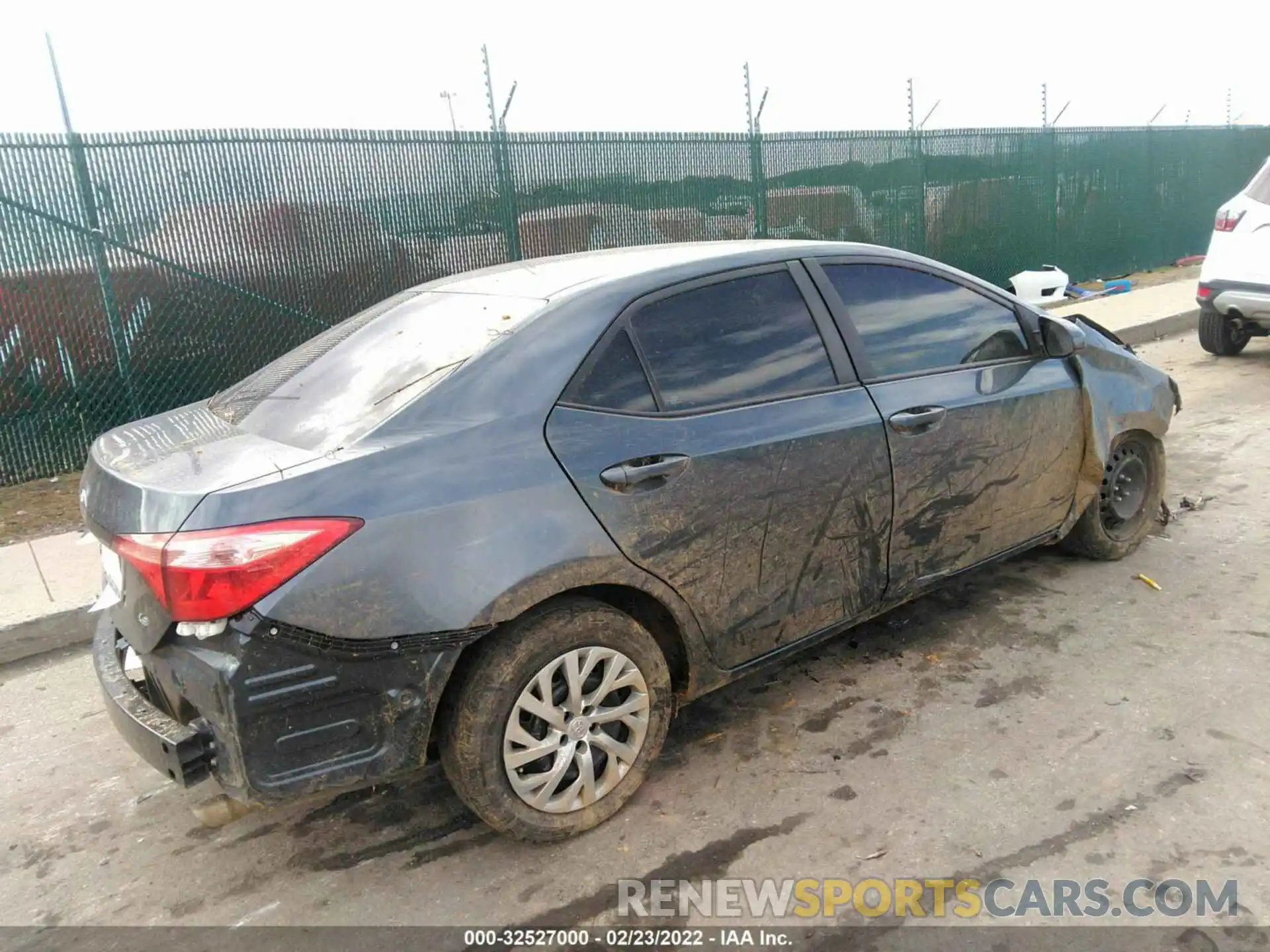 4 Фотография поврежденного автомобиля 2T1BURHE0KC155755 TOYOTA COROLLA 2019