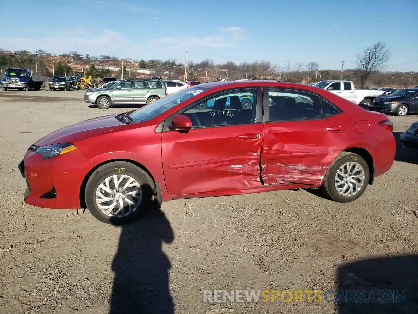 9 Photograph of a damaged car 2T1BURHE0KC156470 TOYOTA COROLLA 2019