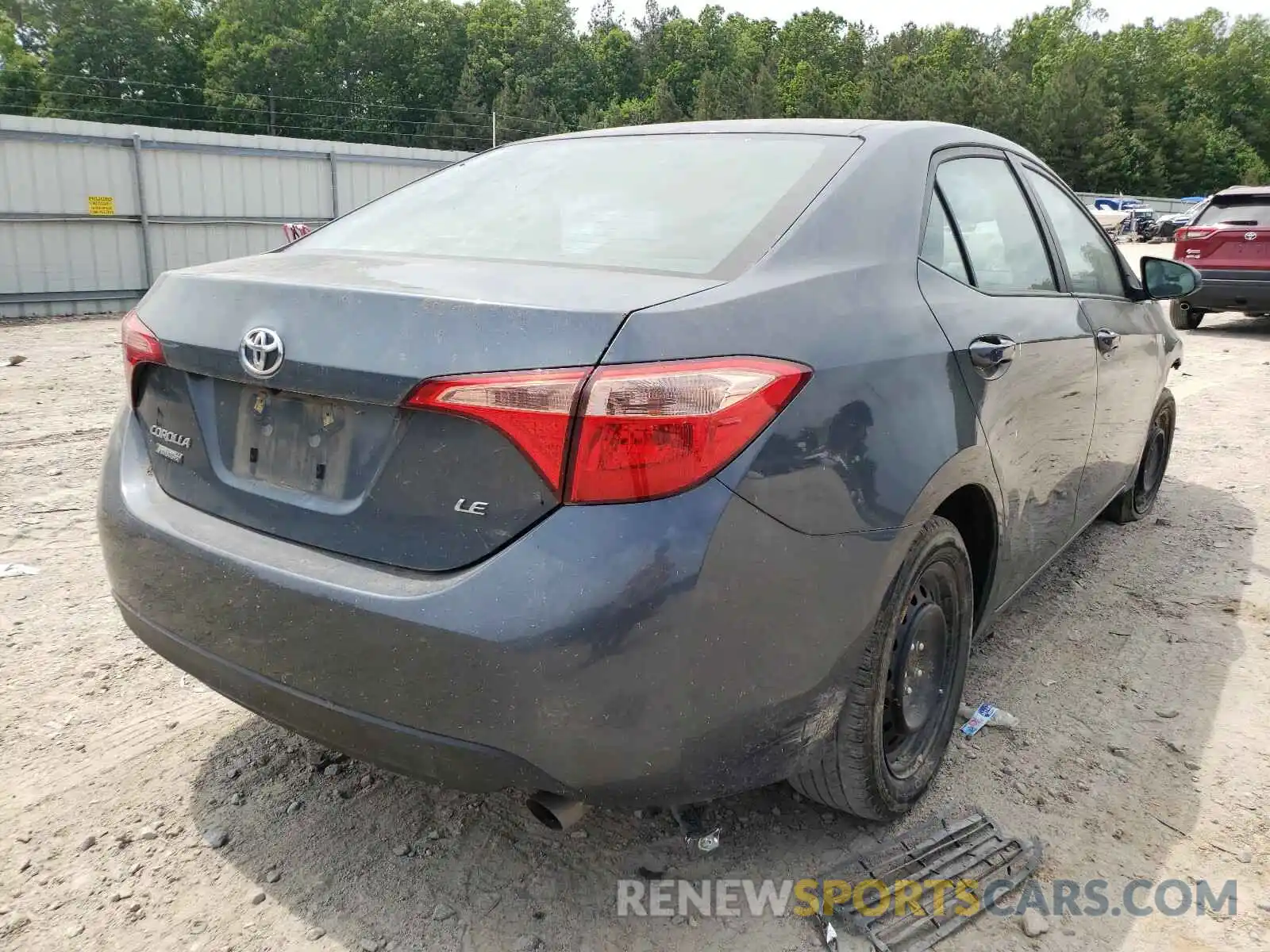 4 Photograph of a damaged car 2T1BURHE0KC156873 TOYOTA COROLLA 2019