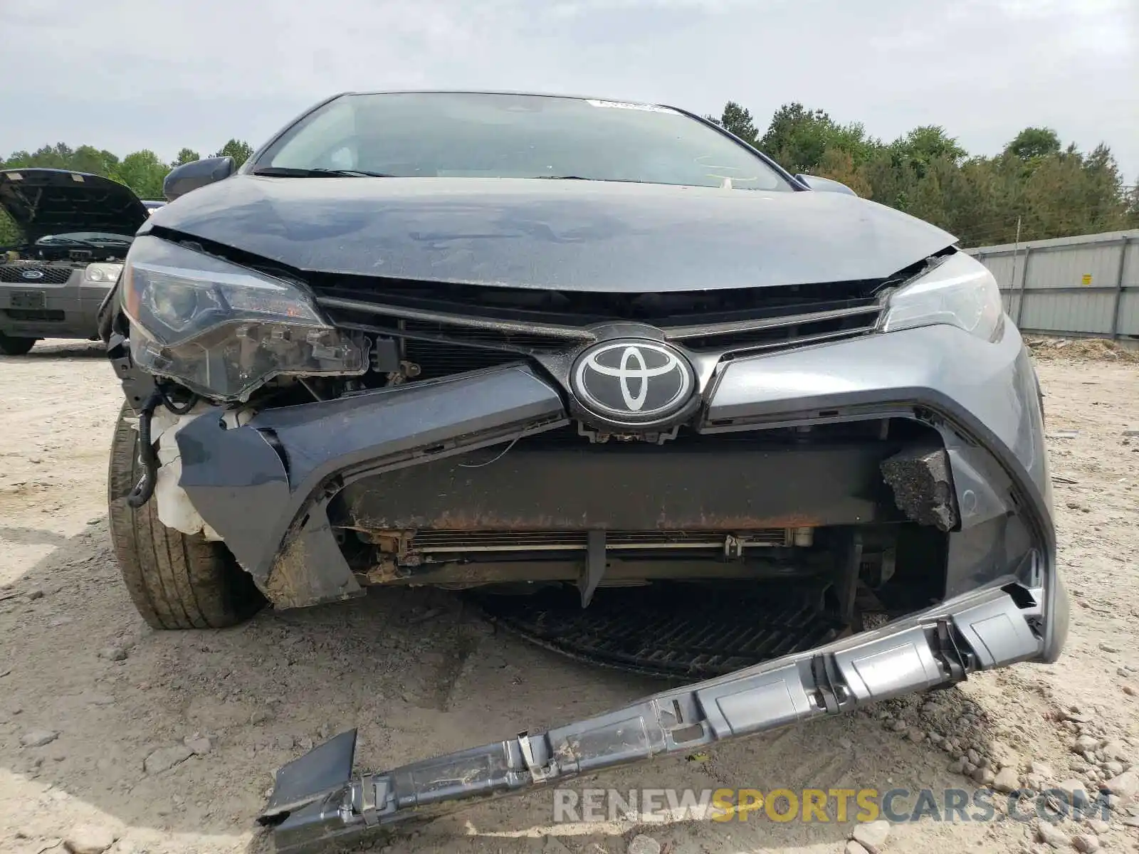 9 Photograph of a damaged car 2T1BURHE0KC156873 TOYOTA COROLLA 2019