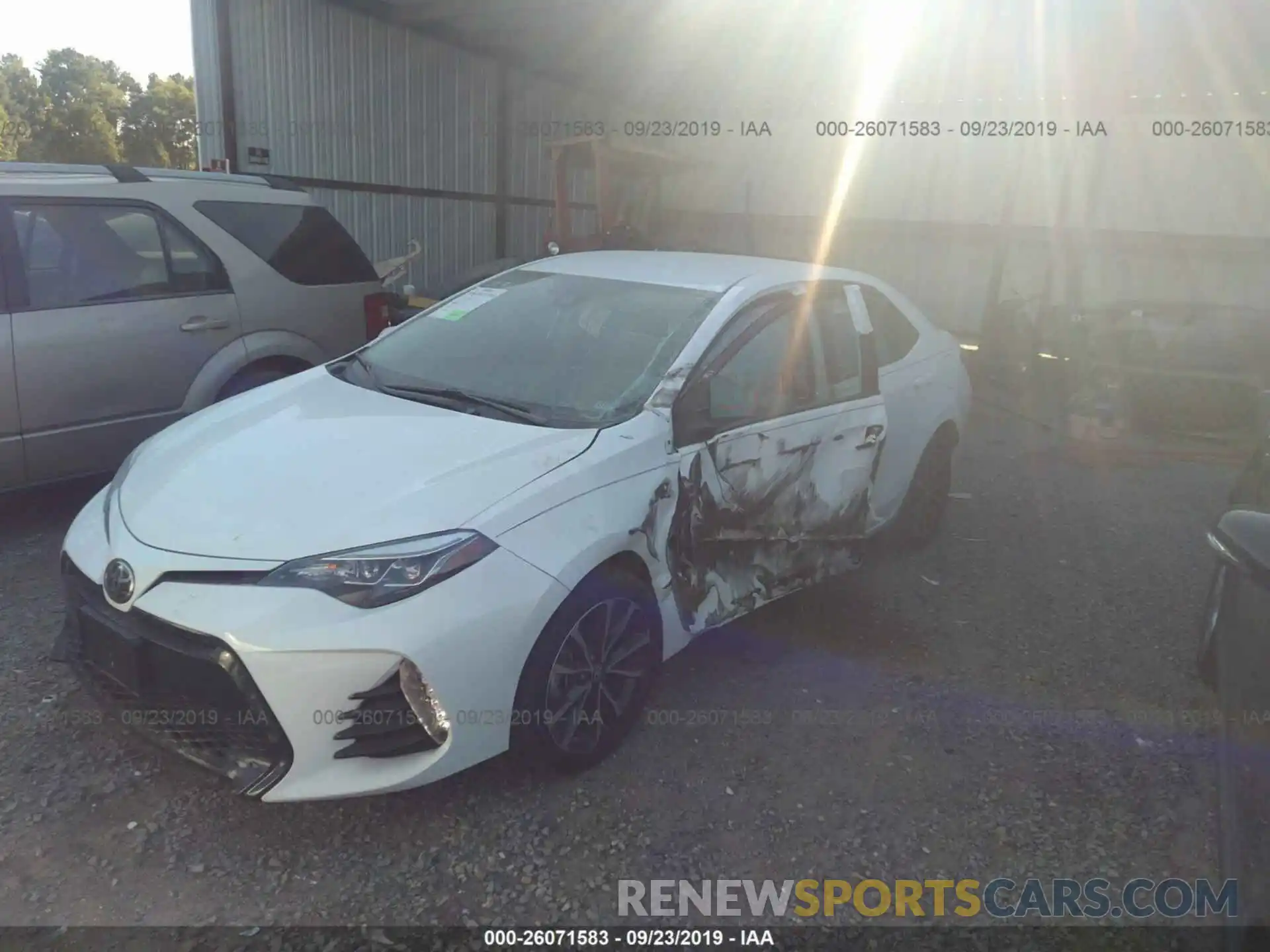 2 Photograph of a damaged car 2T1BURHE0KC157568 TOYOTA COROLLA 2019