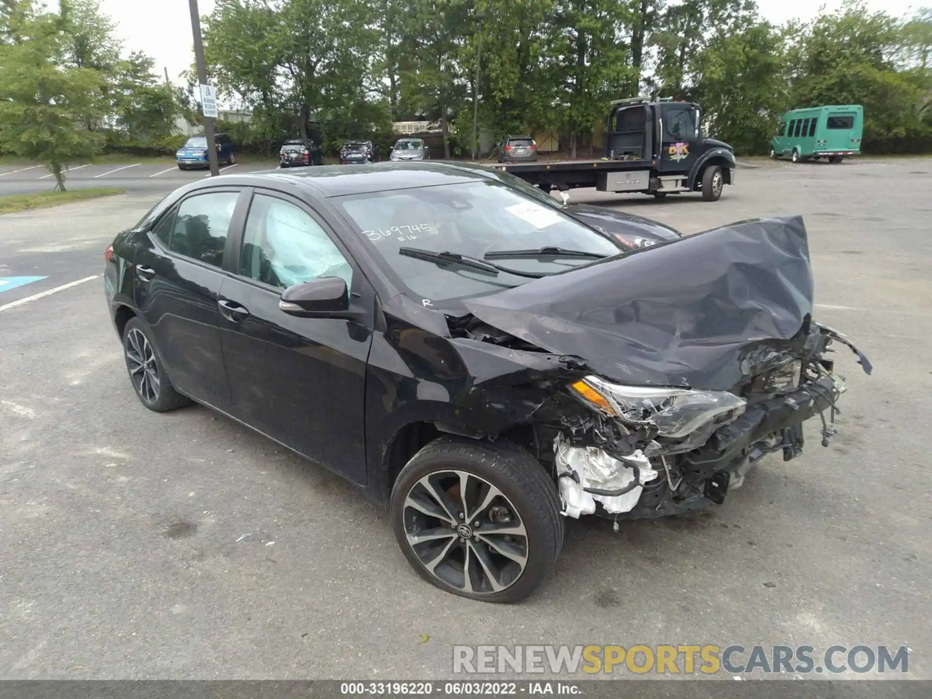 1 Photograph of a damaged car 2T1BURHE0KC157800 TOYOTA COROLLA 2019