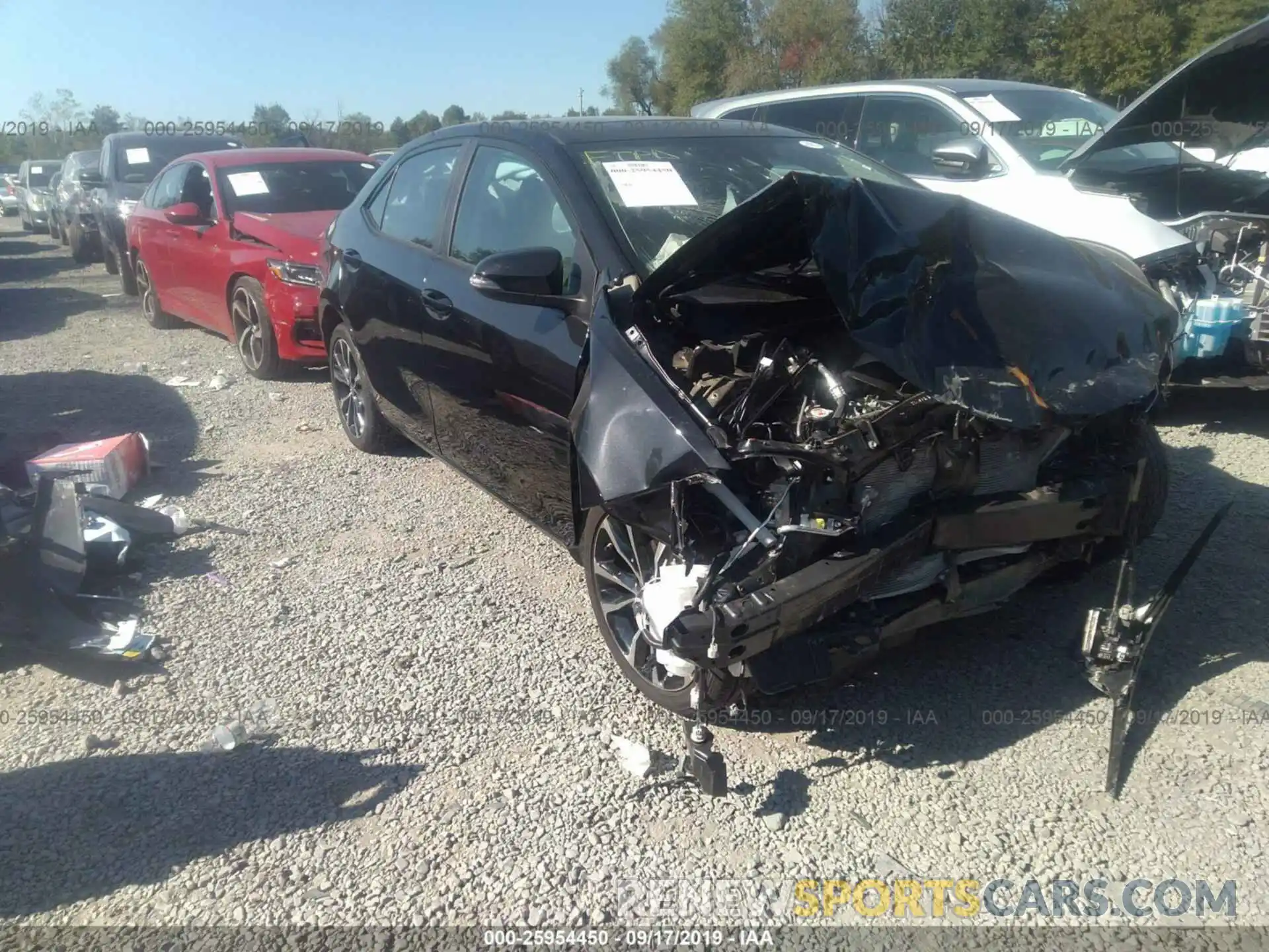 1 Photograph of a damaged car 2T1BURHE0KC157828 TOYOTA COROLLA 2019