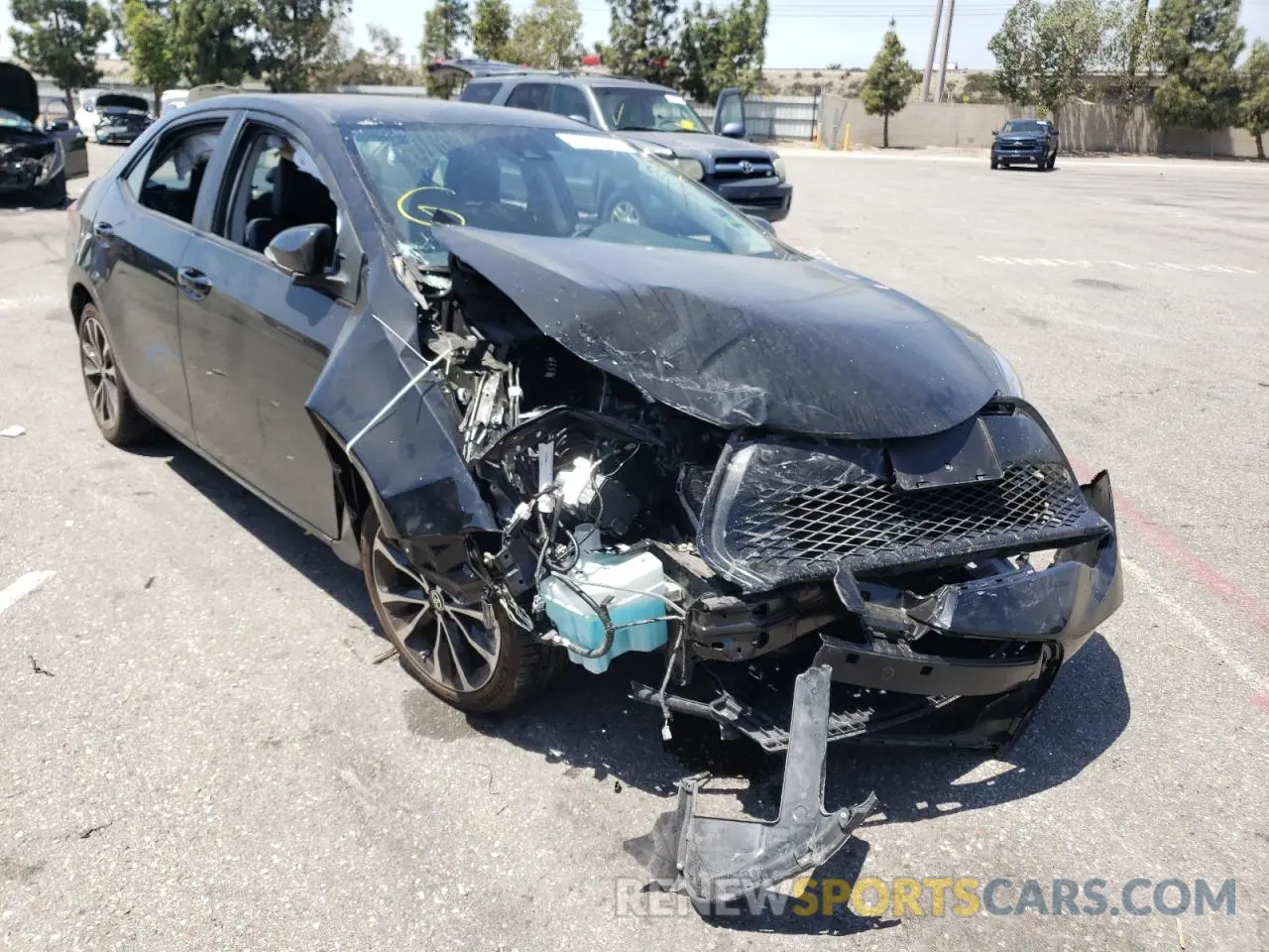 1 Photograph of a damaged car 2T1BURHE0KC158588 TOYOTA COROLLA 2019