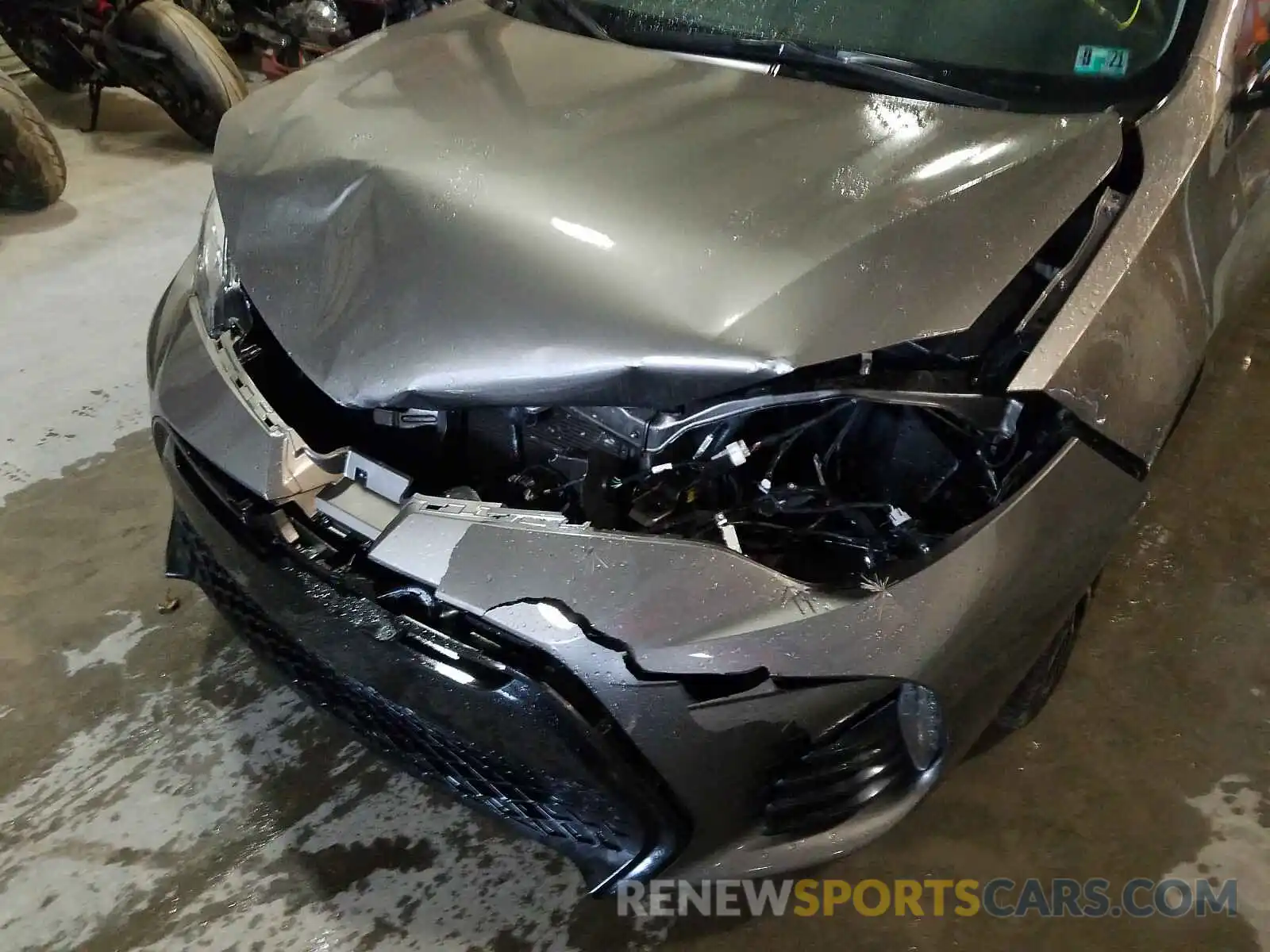 9 Фотография поврежденного автомобиля 2T1BURHE0KC159191 TOYOTA COROLLA 2019