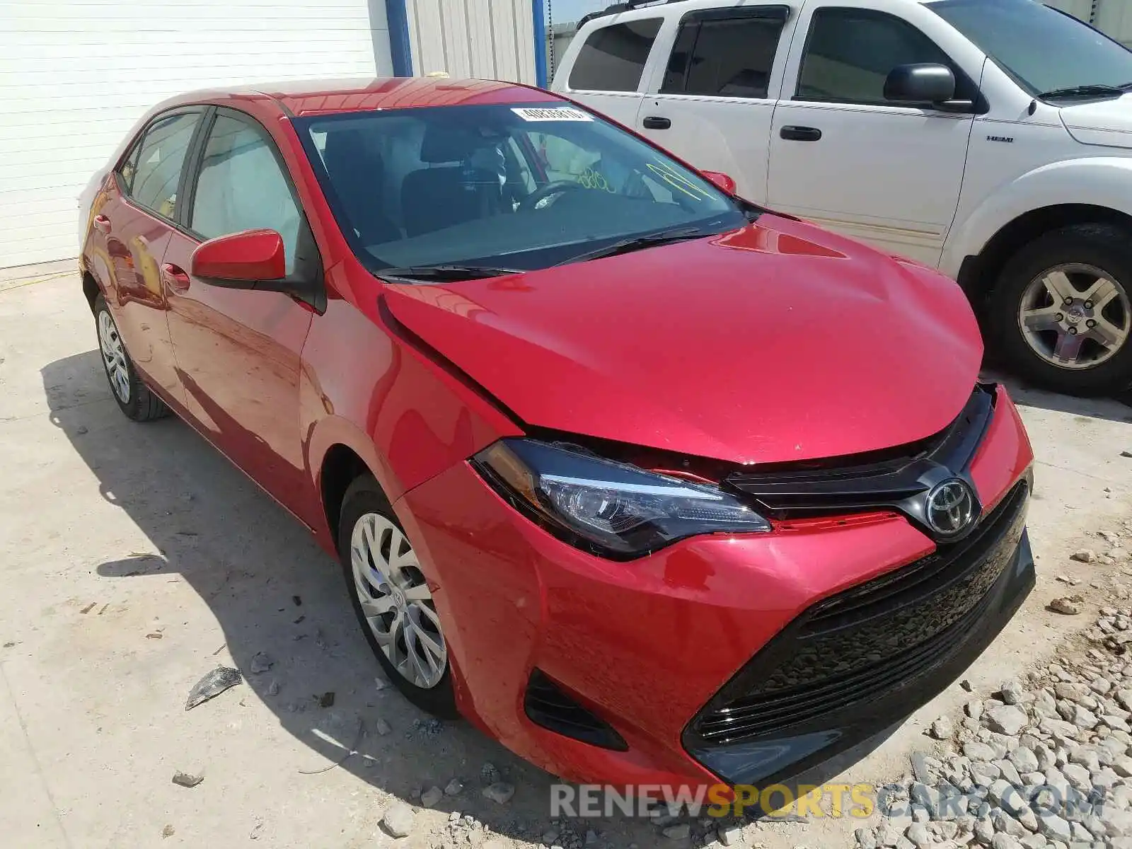 1 Photograph of a damaged car 2T1BURHE0KC159403 TOYOTA COROLLA 2019