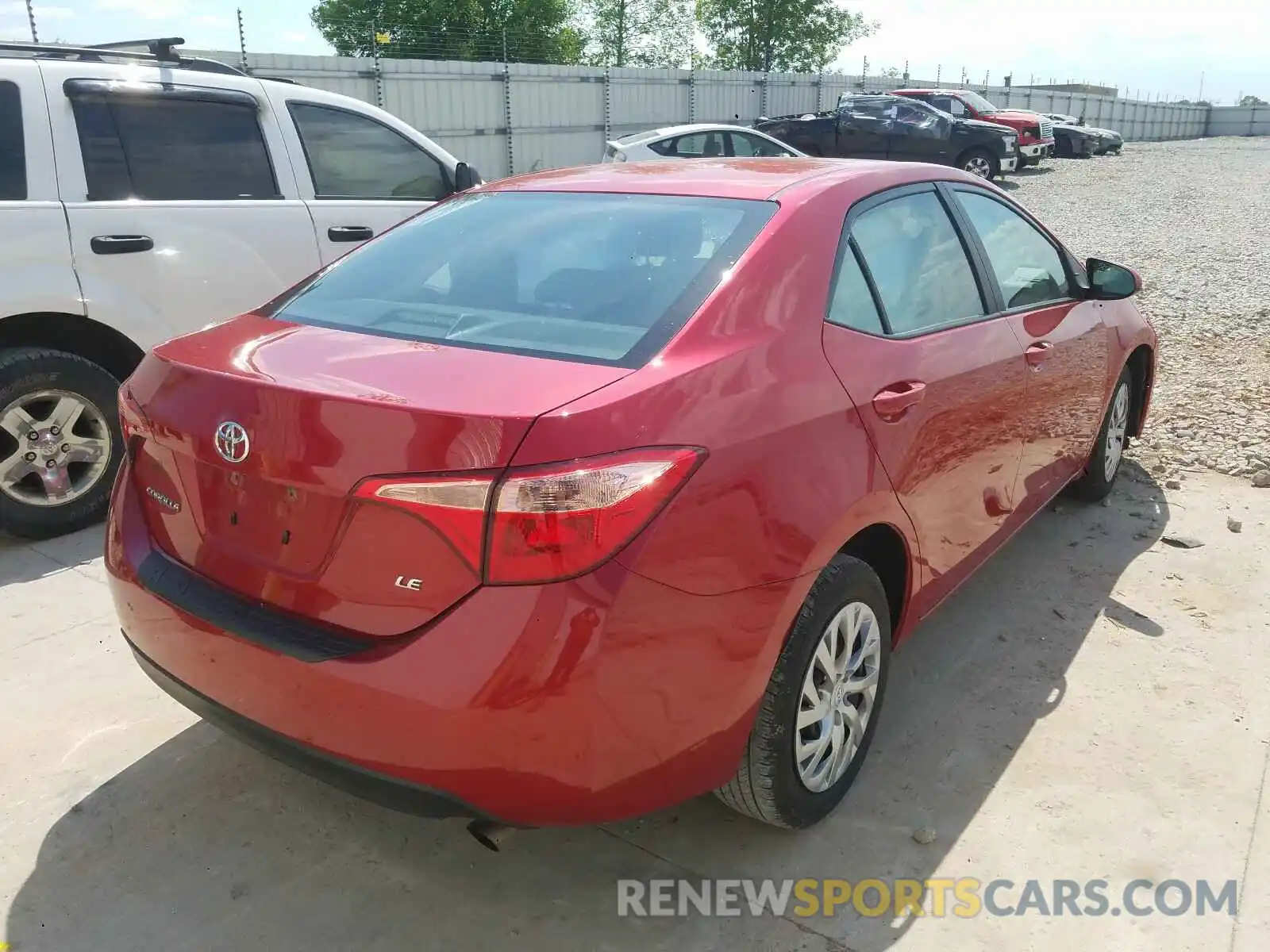 4 Photograph of a damaged car 2T1BURHE0KC159403 TOYOTA COROLLA 2019