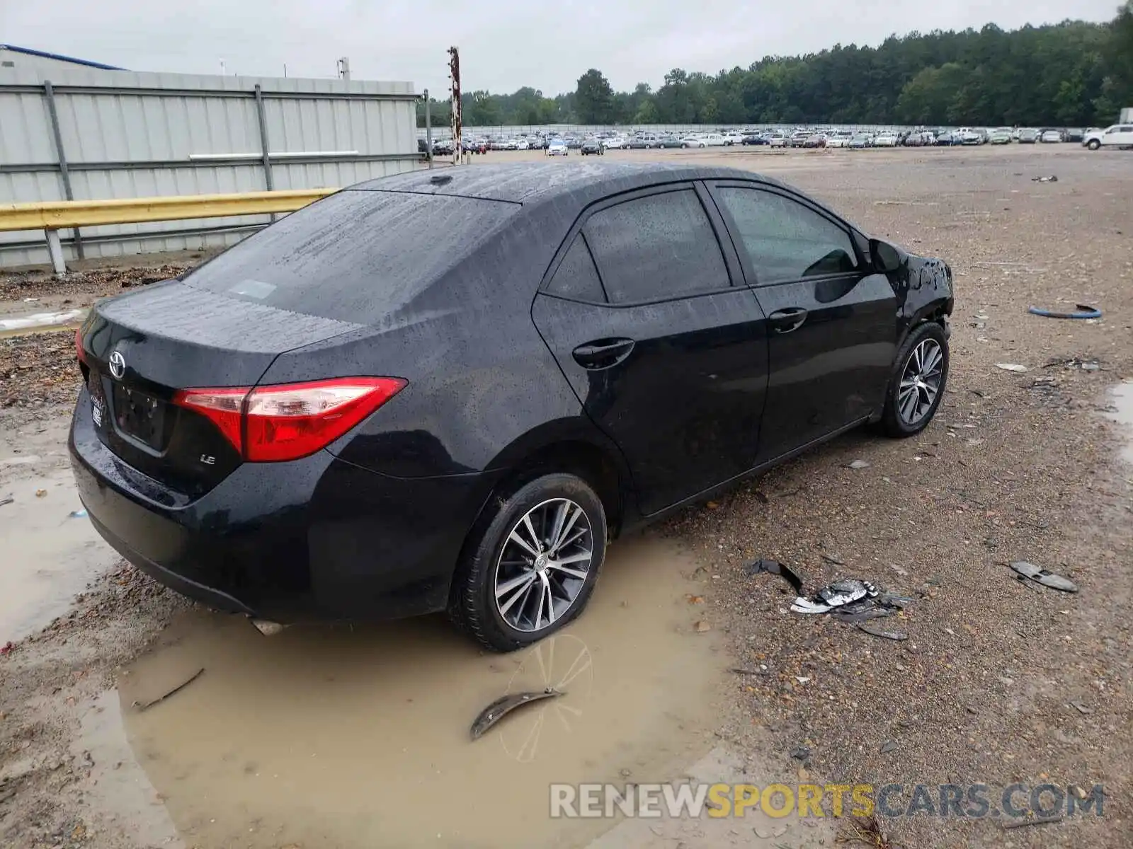 4 Photograph of a damaged car 2T1BURHE0KC159417 TOYOTA COROLLA 2019