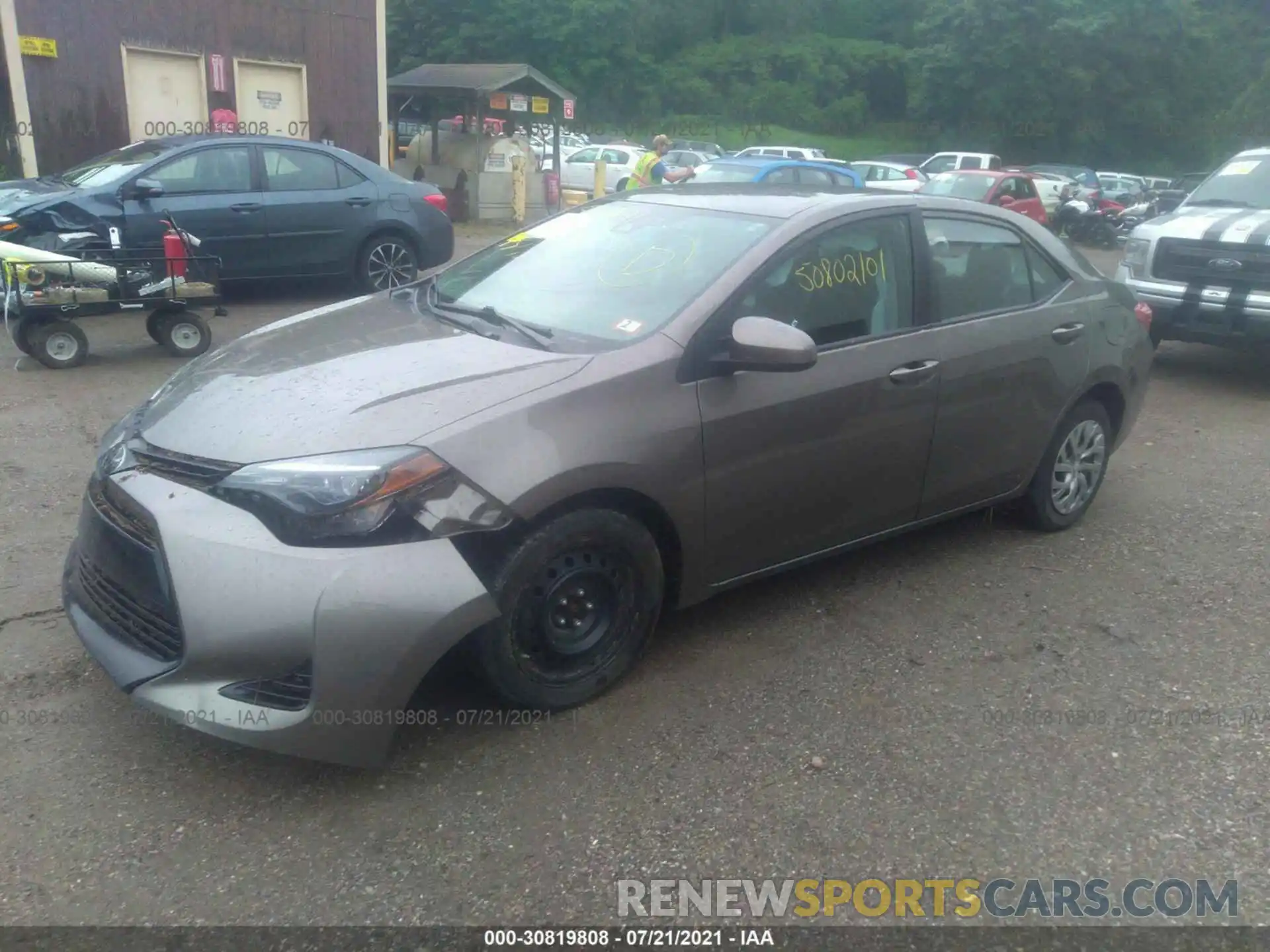 2 Photograph of a damaged car 2T1BURHE0KC159658 TOYOTA COROLLA 2019