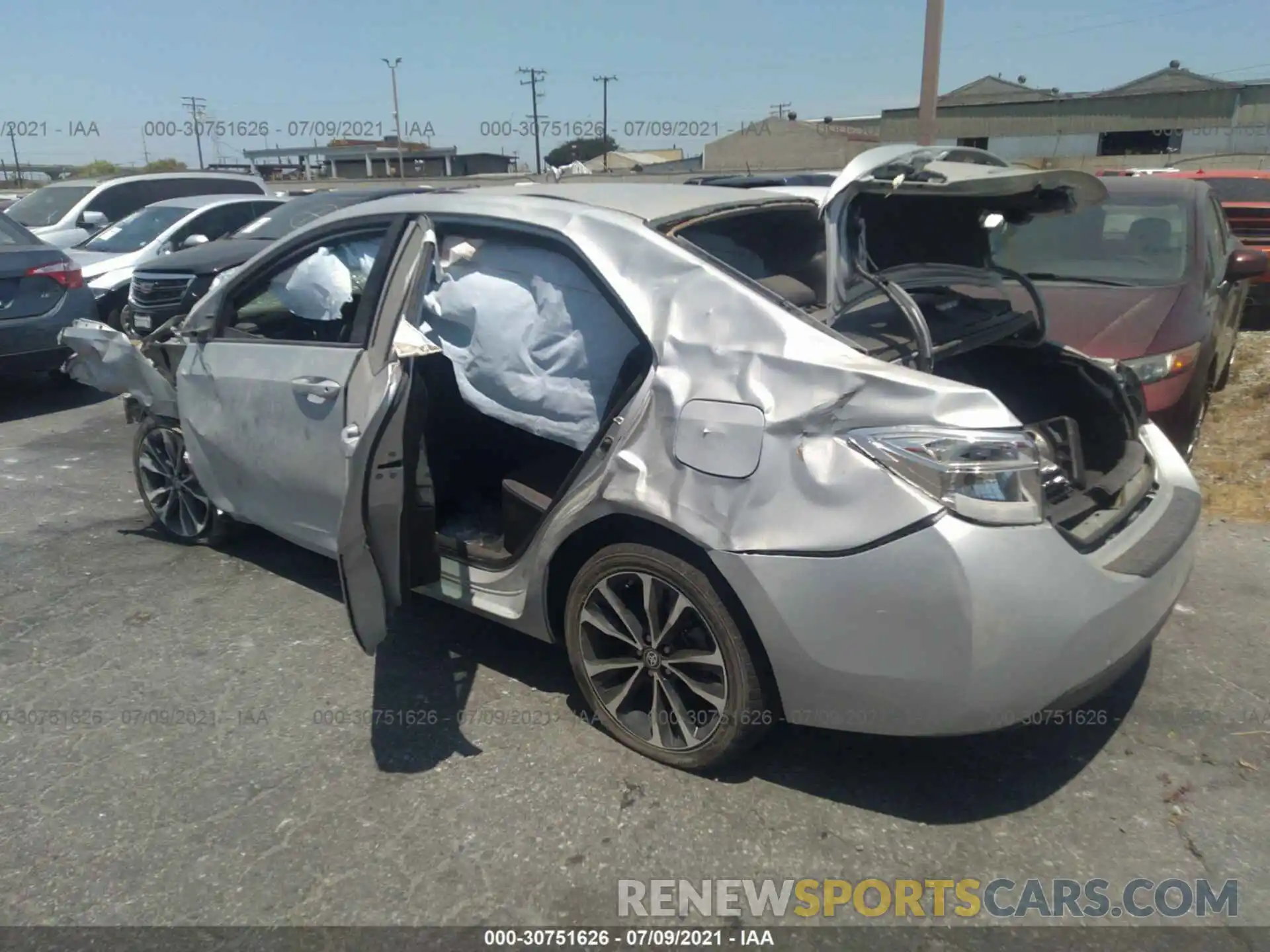 3 Photograph of a damaged car 2T1BURHE0KC159773 TOYOTA COROLLA 2019