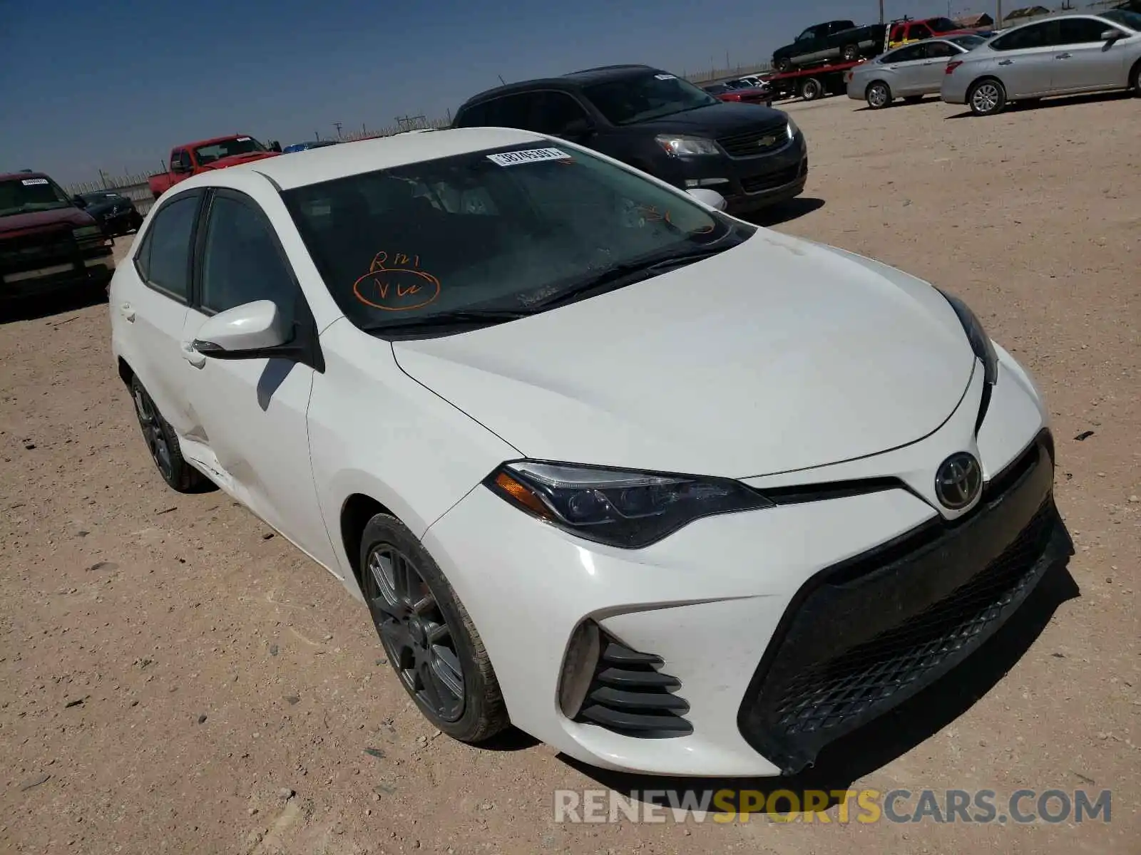 1 Photograph of a damaged car 2T1BURHE0KC160275 TOYOTA COROLLA 2019