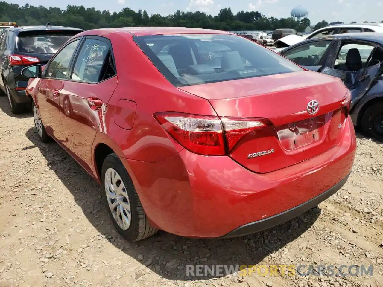 3 Photograph of a damaged car 2T1BURHE0KC160423 TOYOTA COROLLA 2019