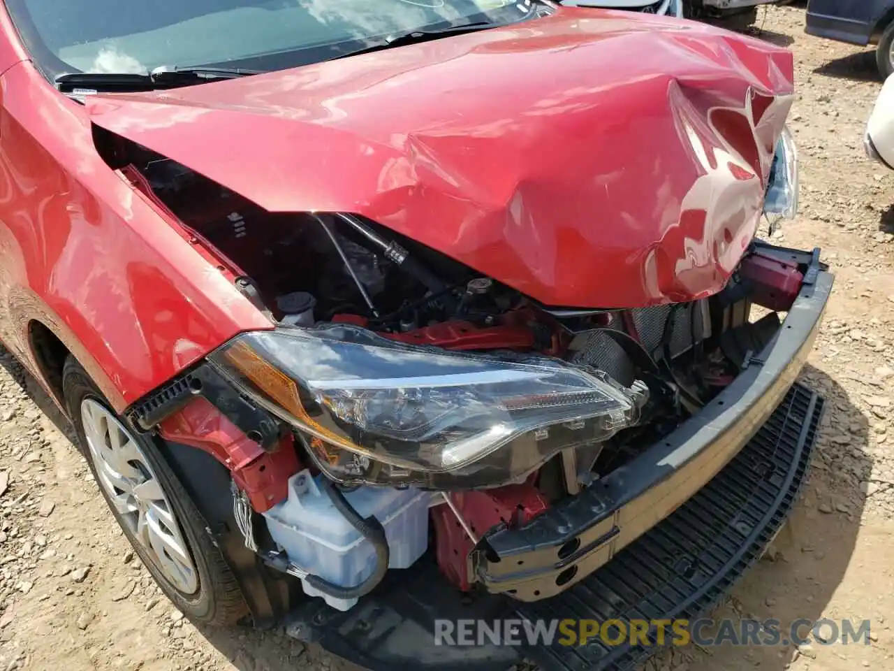 9 Photograph of a damaged car 2T1BURHE0KC160423 TOYOTA COROLLA 2019