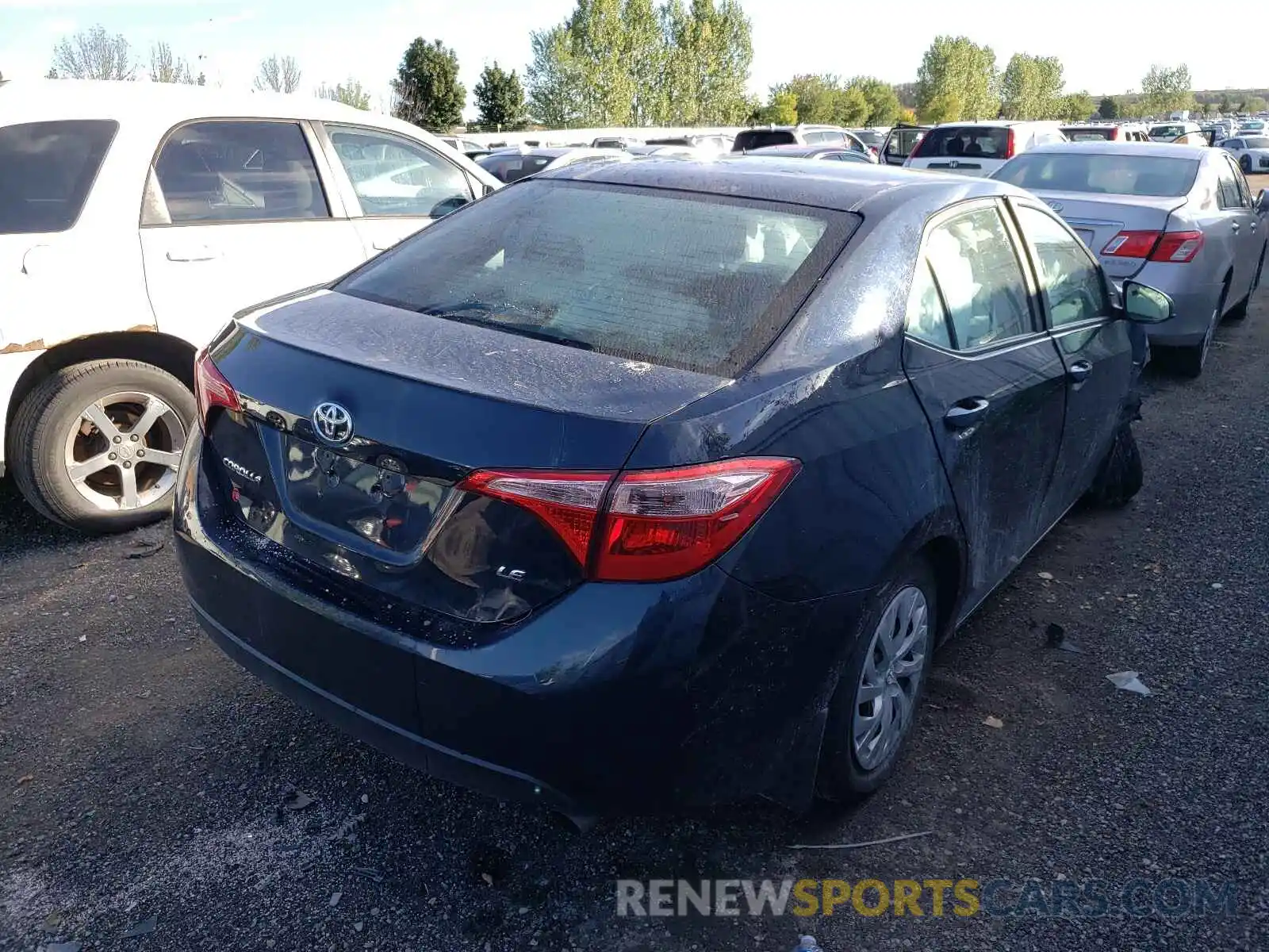 4 Photograph of a damaged car 2T1BURHE0KC161085 TOYOTA COROLLA 2019