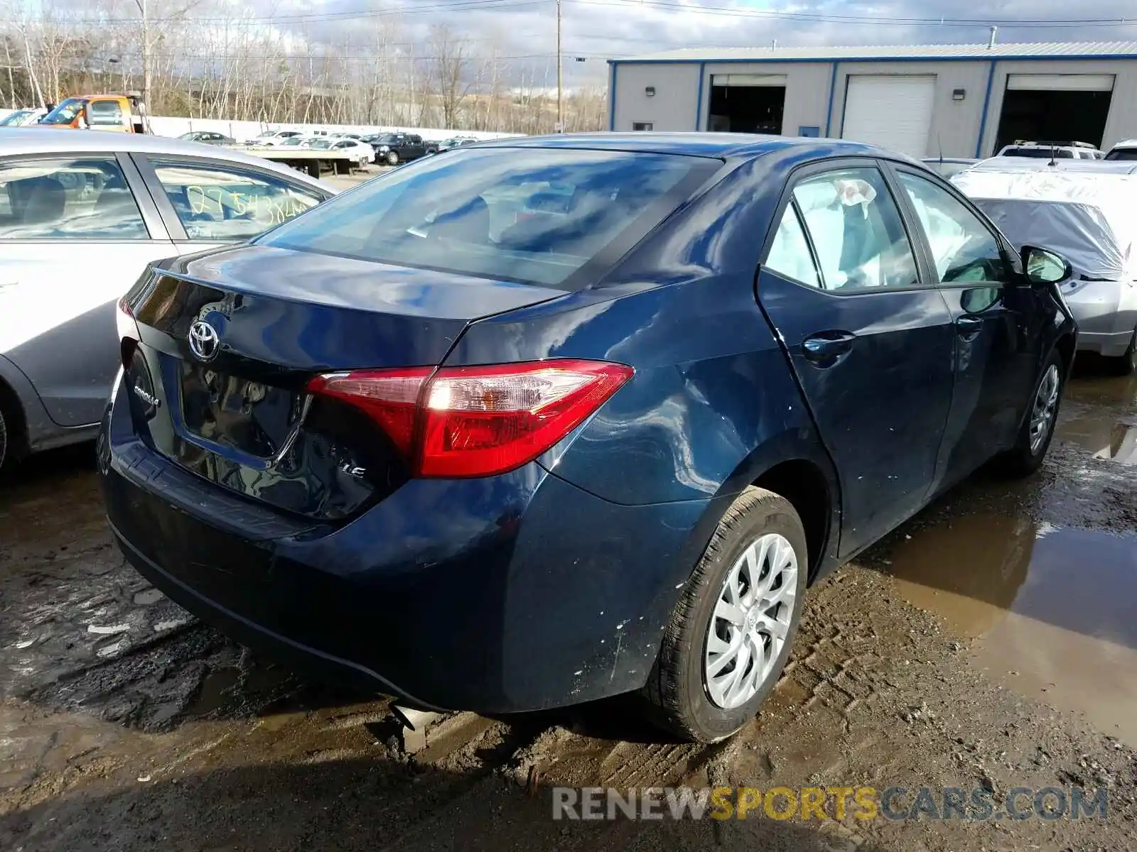 4 Photograph of a damaged car 2T1BURHE0KC161247 TOYOTA COROLLA 2019