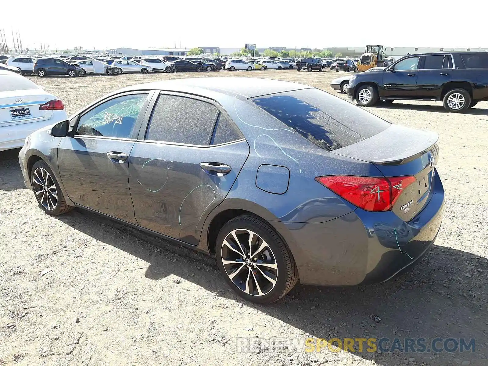 3 Photograph of a damaged car 2T1BURHE0KC161801 TOYOTA COROLLA 2019