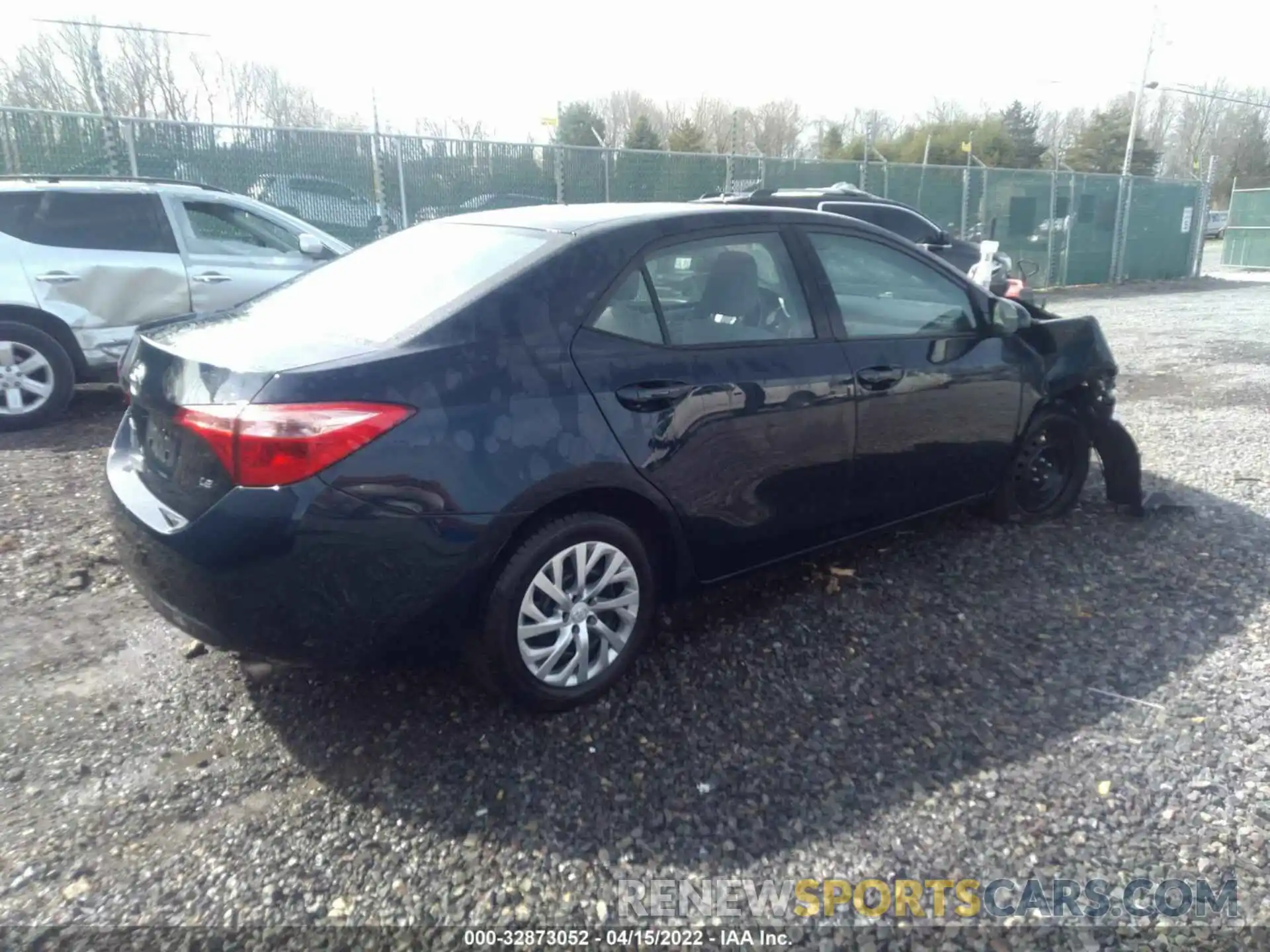 4 Photograph of a damaged car 2T1BURHE0KC161829 TOYOTA COROLLA 2019