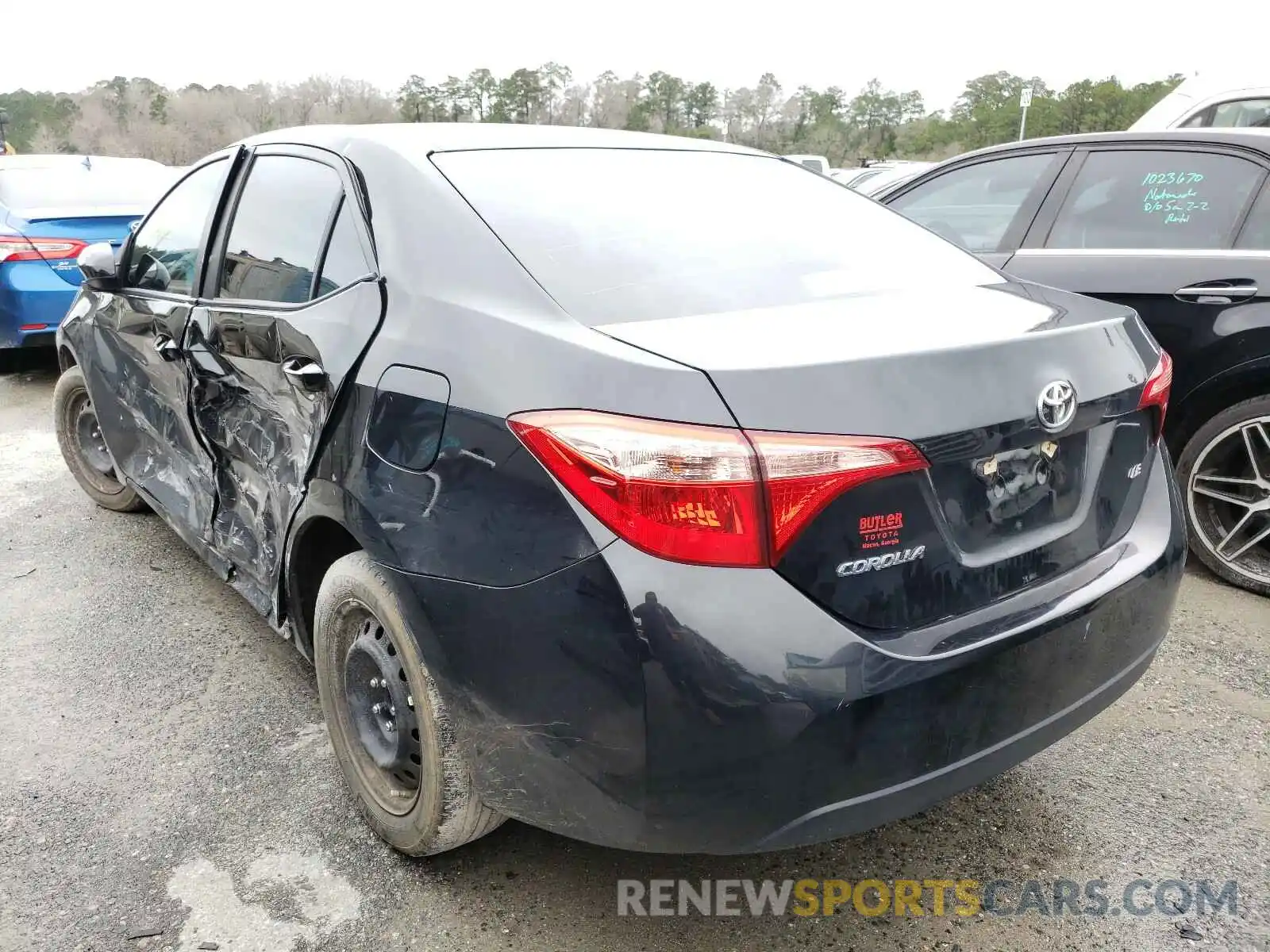 3 Photograph of a damaged car 2T1BURHE0KC162107 TOYOTA COROLLA 2019