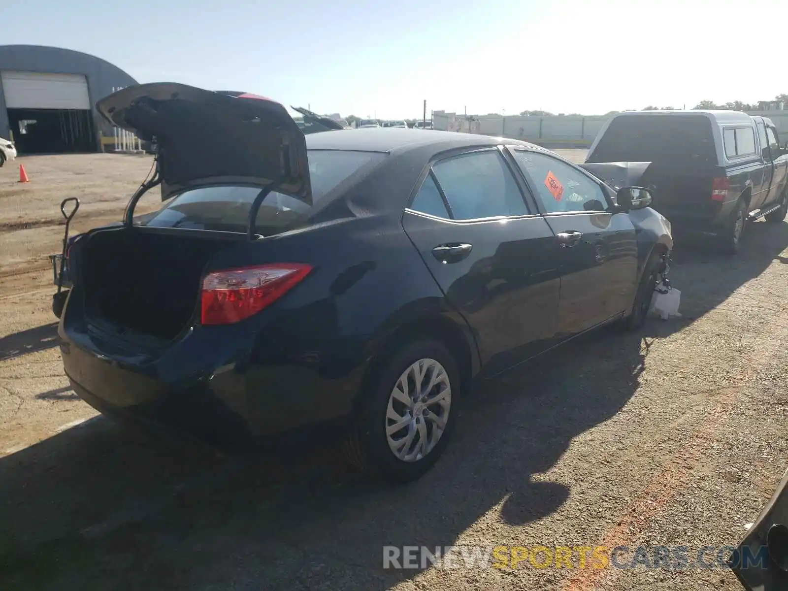 4 Photograph of a damaged car 2T1BURHE0KC162382 TOYOTA COROLLA 2019