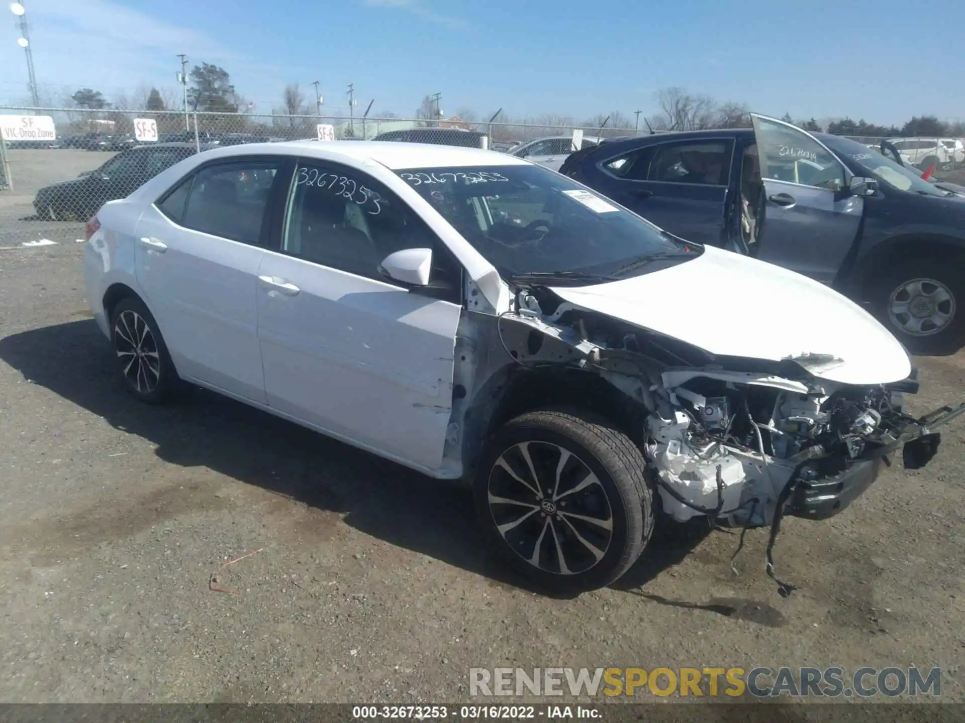 1 Photograph of a damaged car 2T1BURHE0KC163662 TOYOTA COROLLA 2019