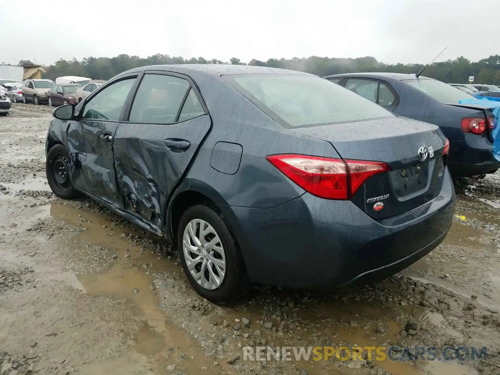 3 Photograph of a damaged car 2T1BURHE0KC163743 TOYOTA COROLLA 2019