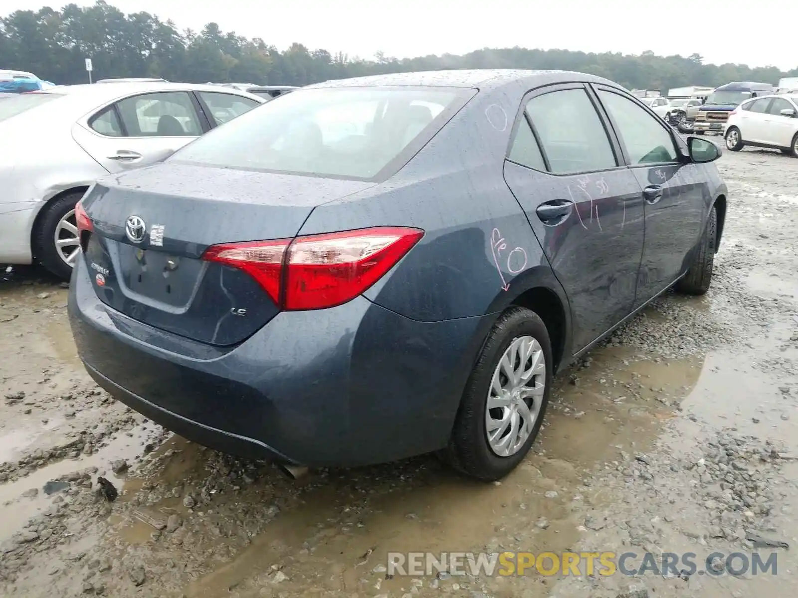 4 Photograph of a damaged car 2T1BURHE0KC163743 TOYOTA COROLLA 2019