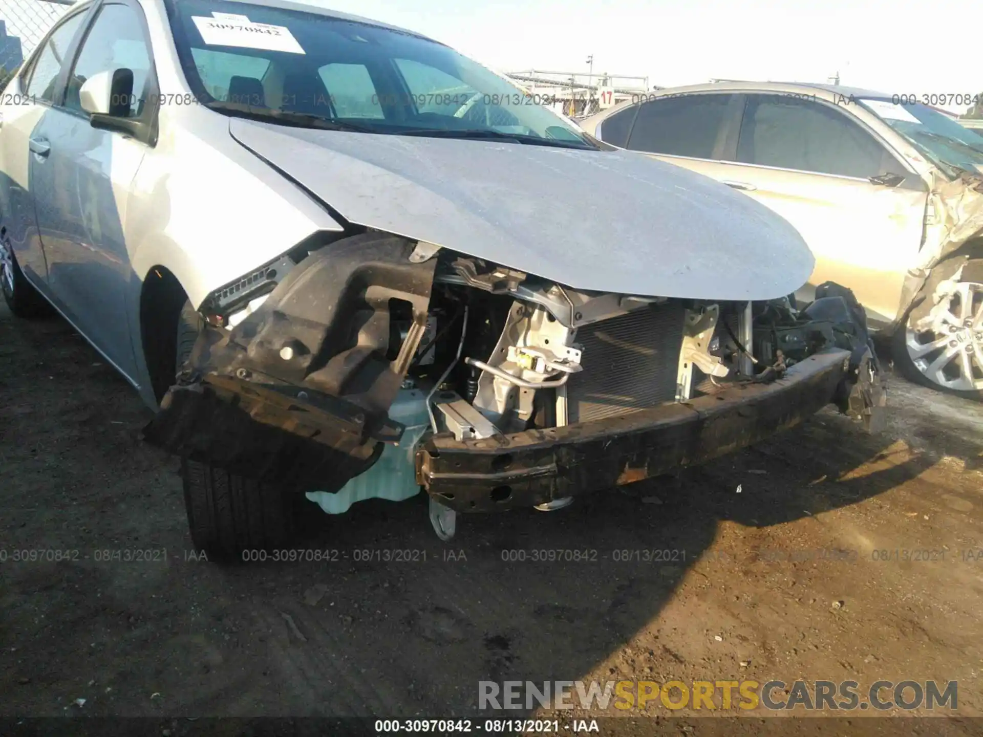 6 Photograph of a damaged car 2T1BURHE0KC164035 TOYOTA COROLLA 2019