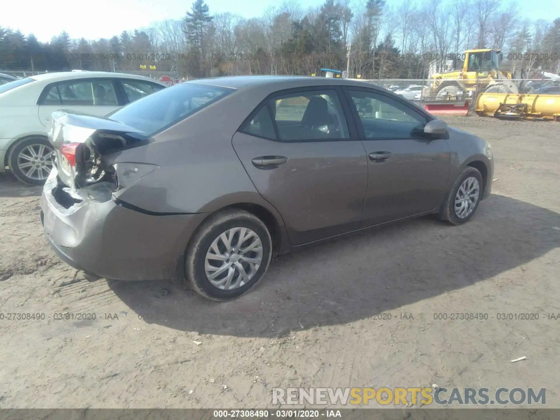 4 Photograph of a damaged car 2T1BURHE0KC164312 TOYOTA COROLLA 2019