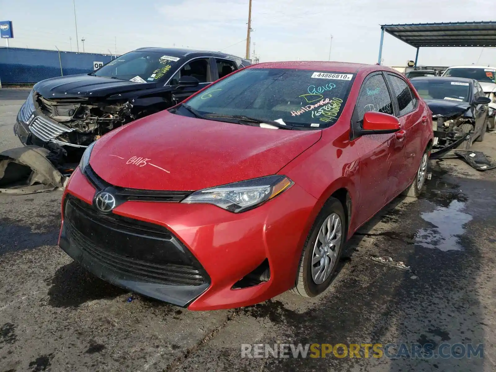 2 Photograph of a damaged car 2T1BURHE0KC164360 TOYOTA COROLLA 2019