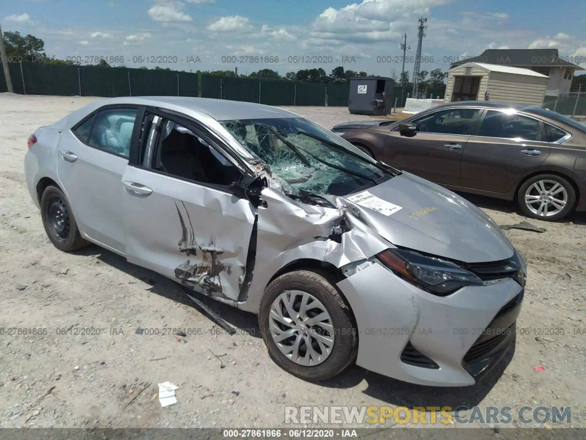 1 Photograph of a damaged car 2T1BURHE0KC165153 TOYOTA COROLLA 2019