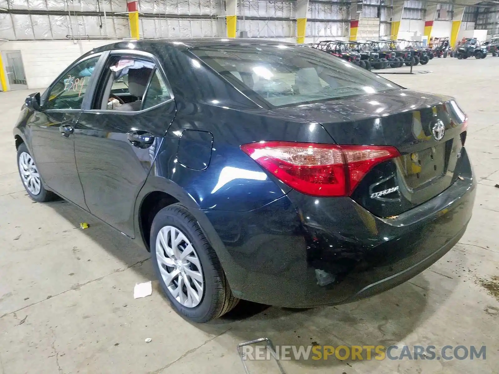 3 Photograph of a damaged car 2T1BURHE0KC165203 TOYOTA COROLLA 2019