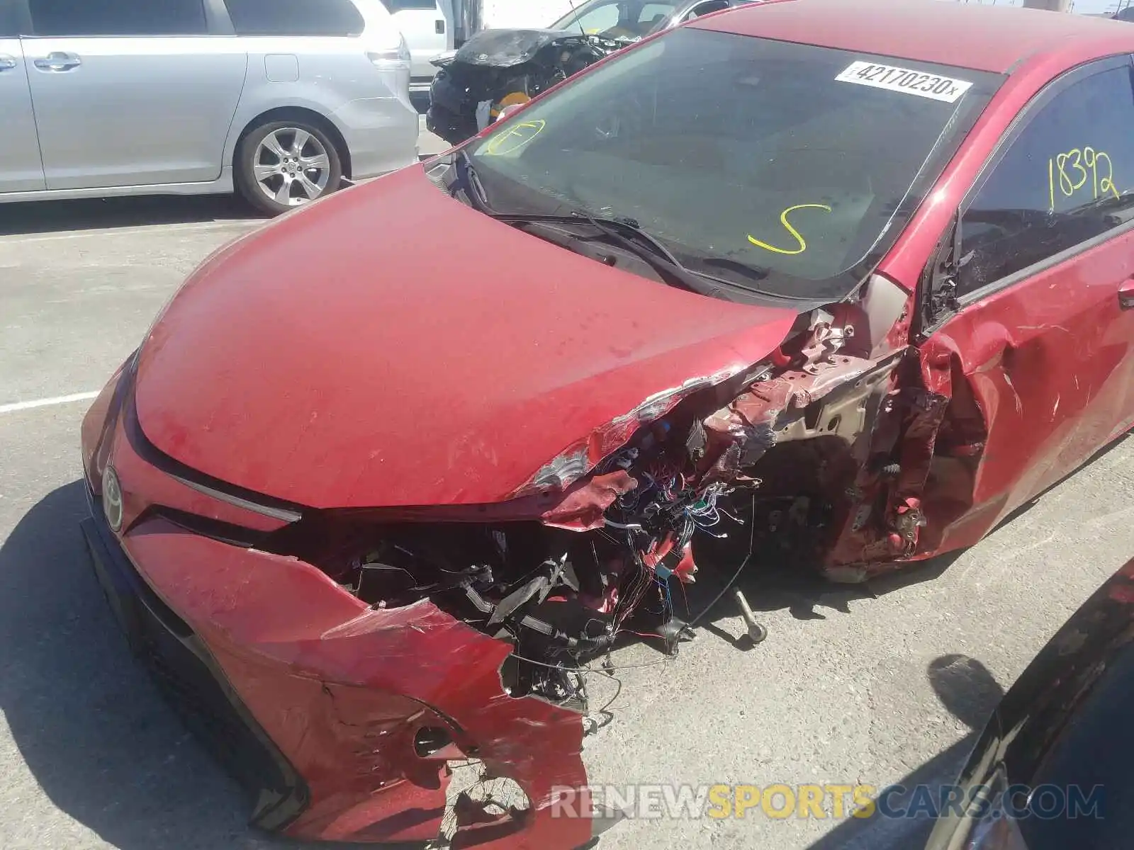 9 Photograph of a damaged car 2T1BURHE0KC165248 TOYOTA COROLLA 2019