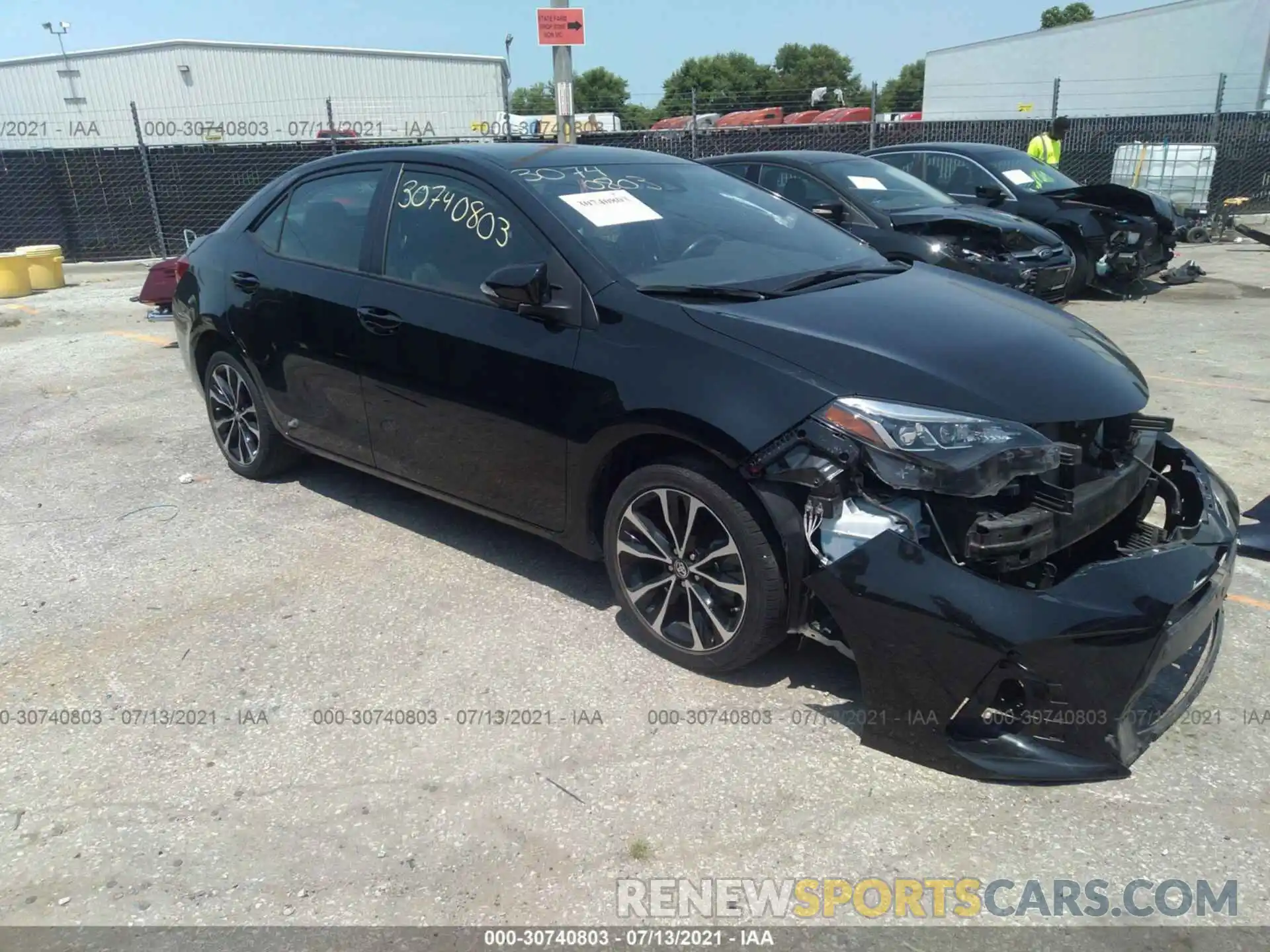 1 Photograph of a damaged car 2T1BURHE0KC165654 TOYOTA COROLLA 2019