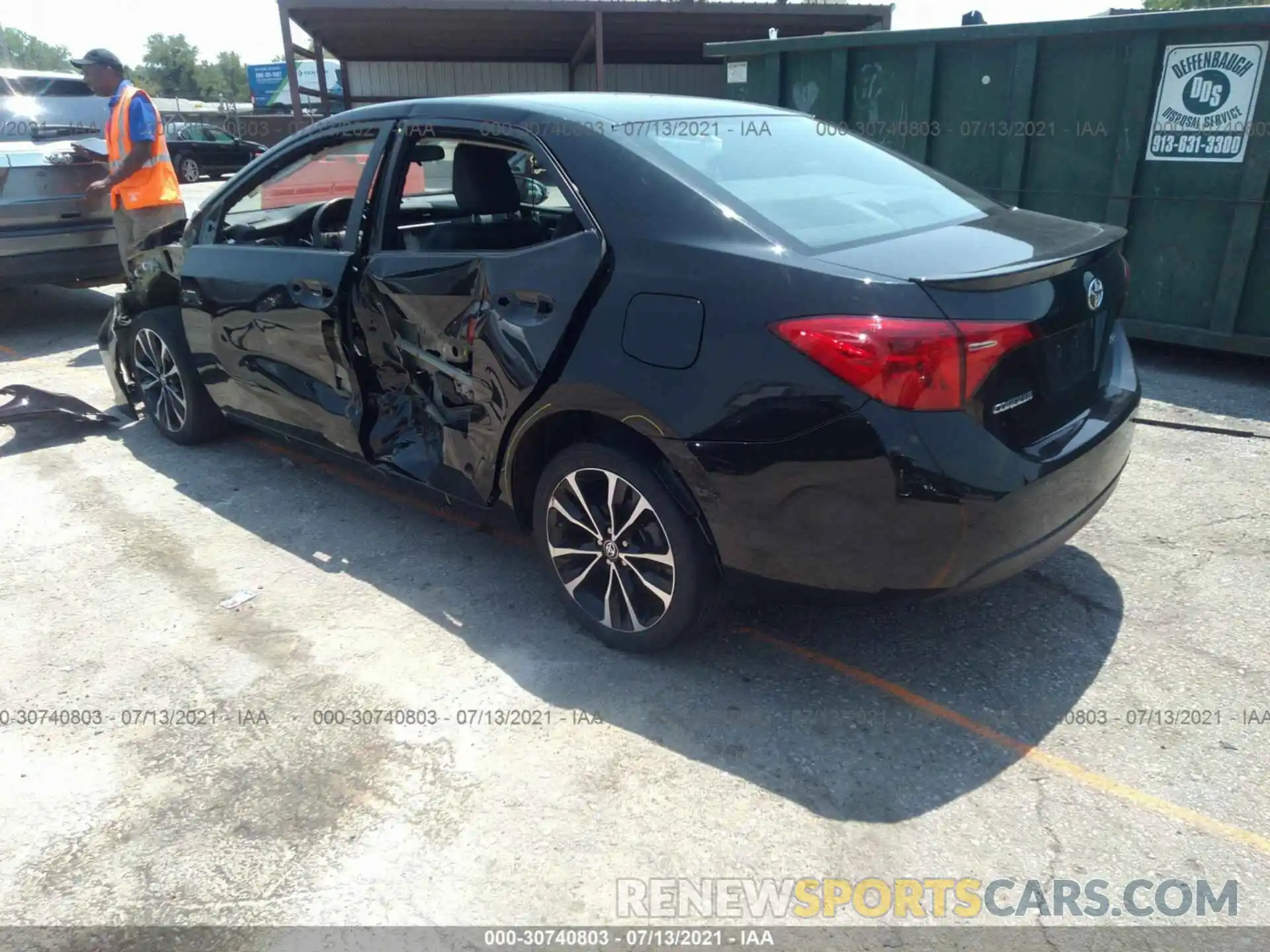 3 Photograph of a damaged car 2T1BURHE0KC165654 TOYOTA COROLLA 2019