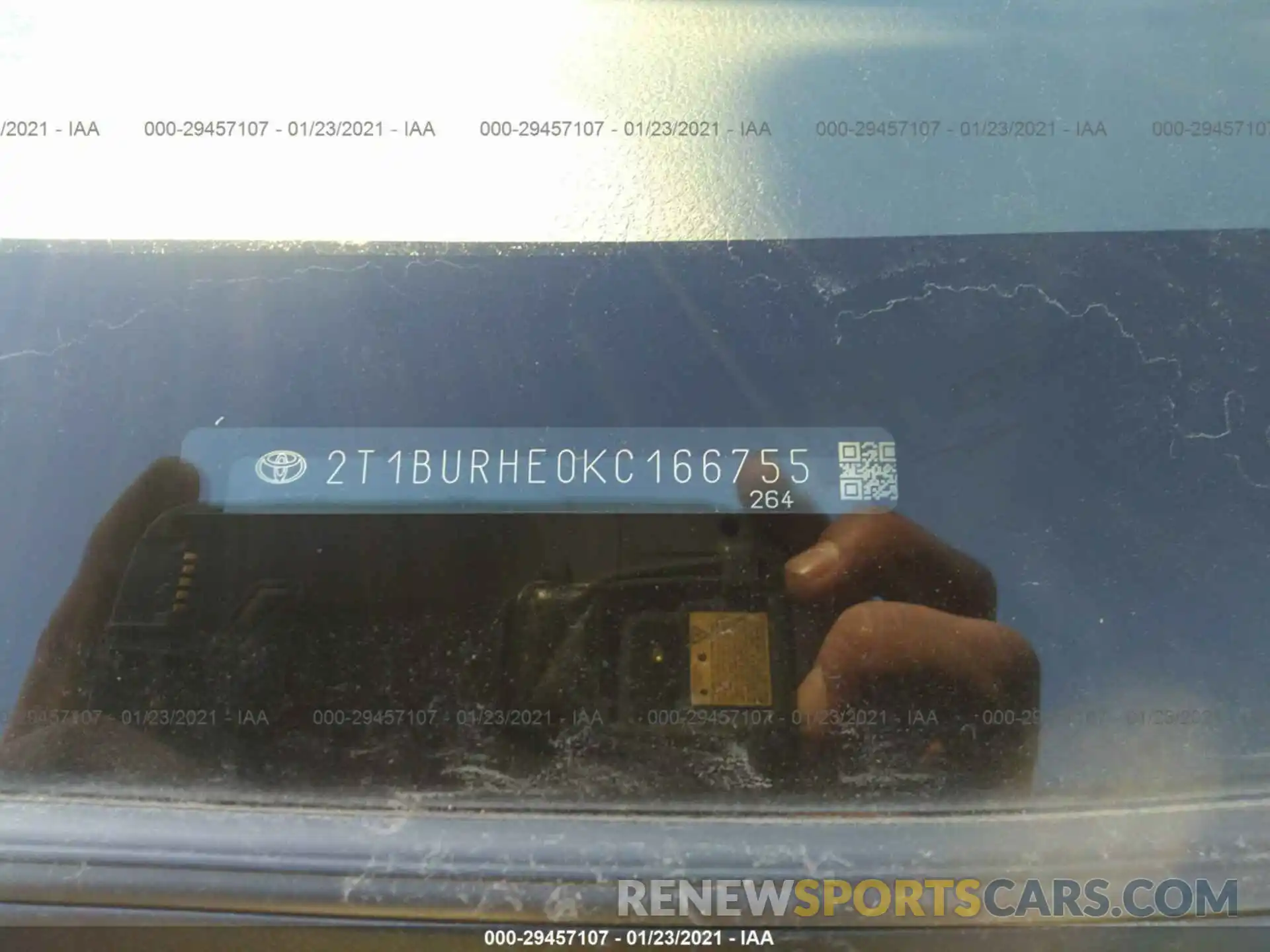 9 Photograph of a damaged car 2T1BURHE0KC166755 TOYOTA COROLLA 2019