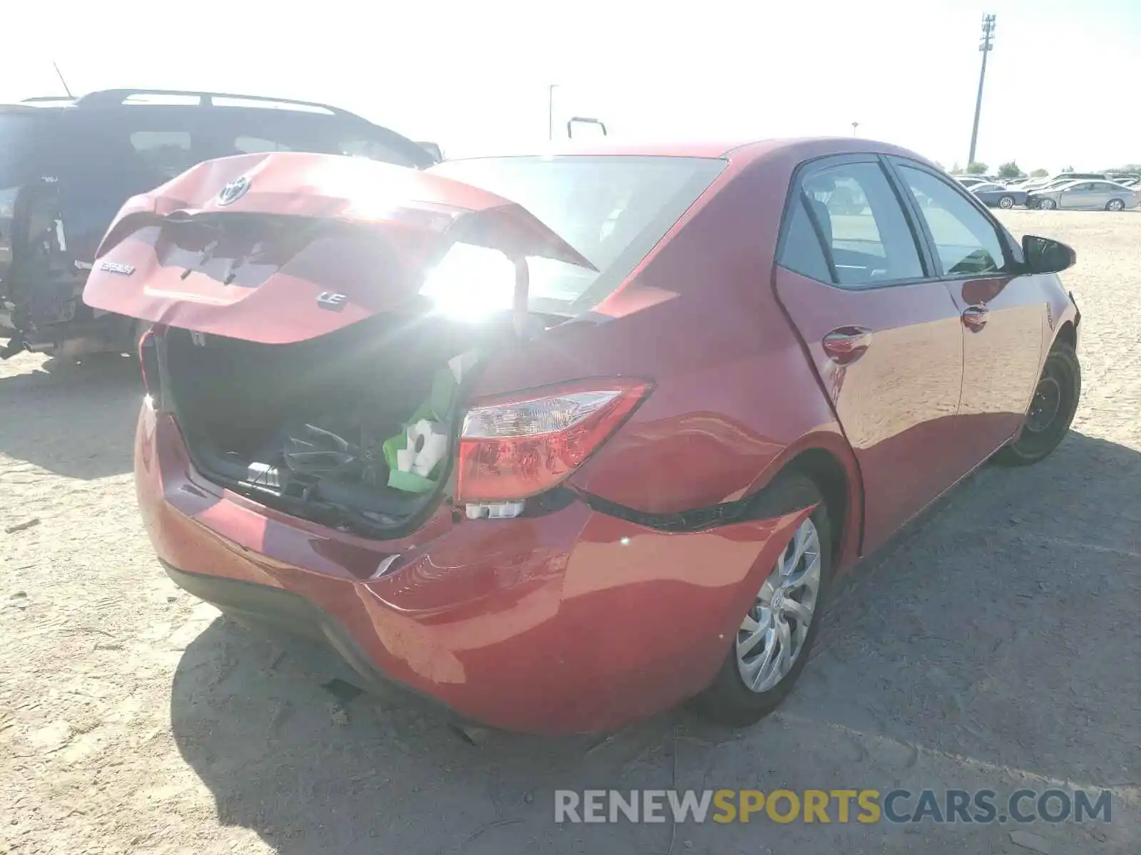 4 Photograph of a damaged car 2T1BURHE0KC167890 TOYOTA COROLLA 2019