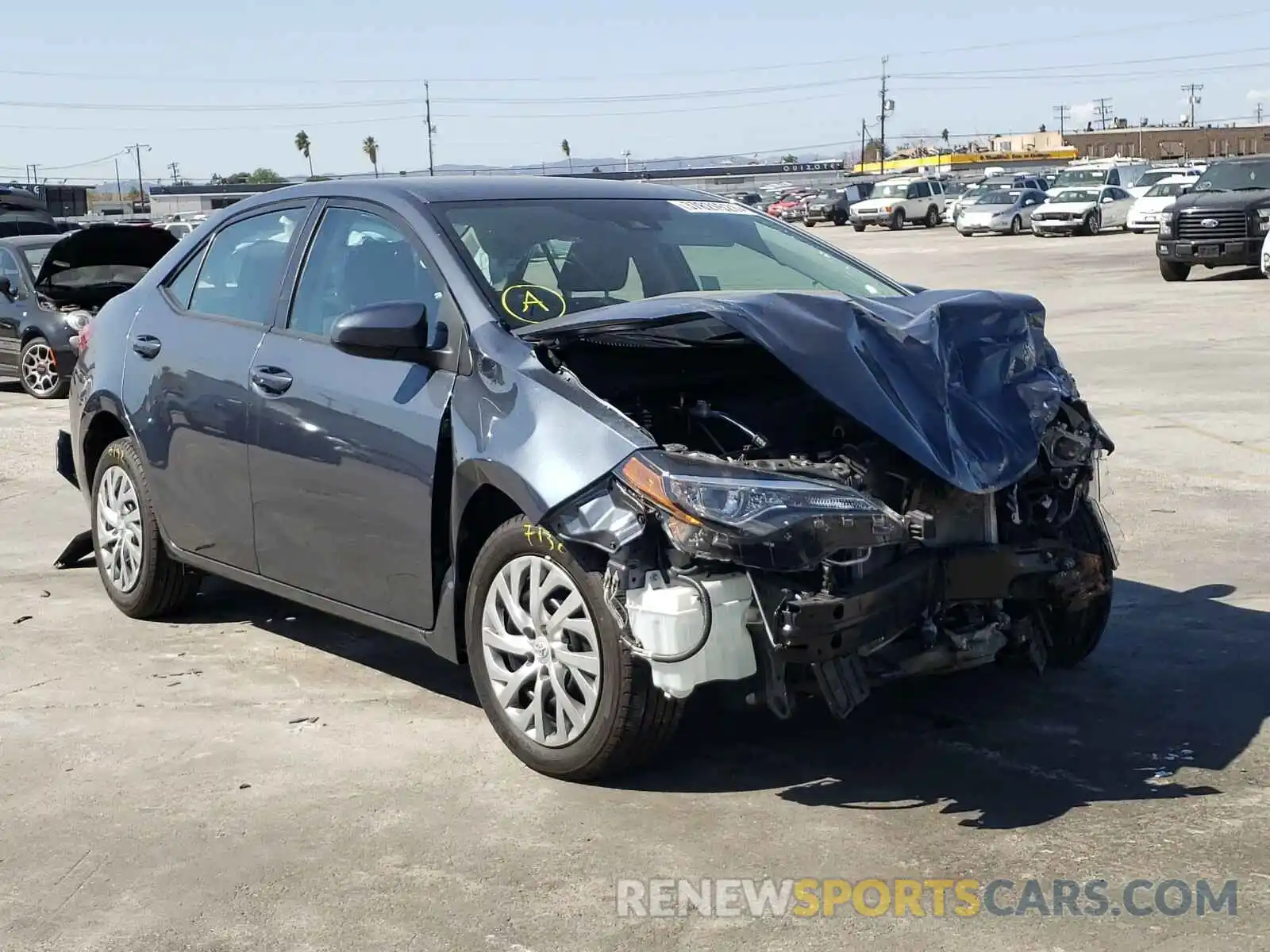 1 Photograph of a damaged car 2T1BURHE0KC170126 TOYOTA COROLLA 2019