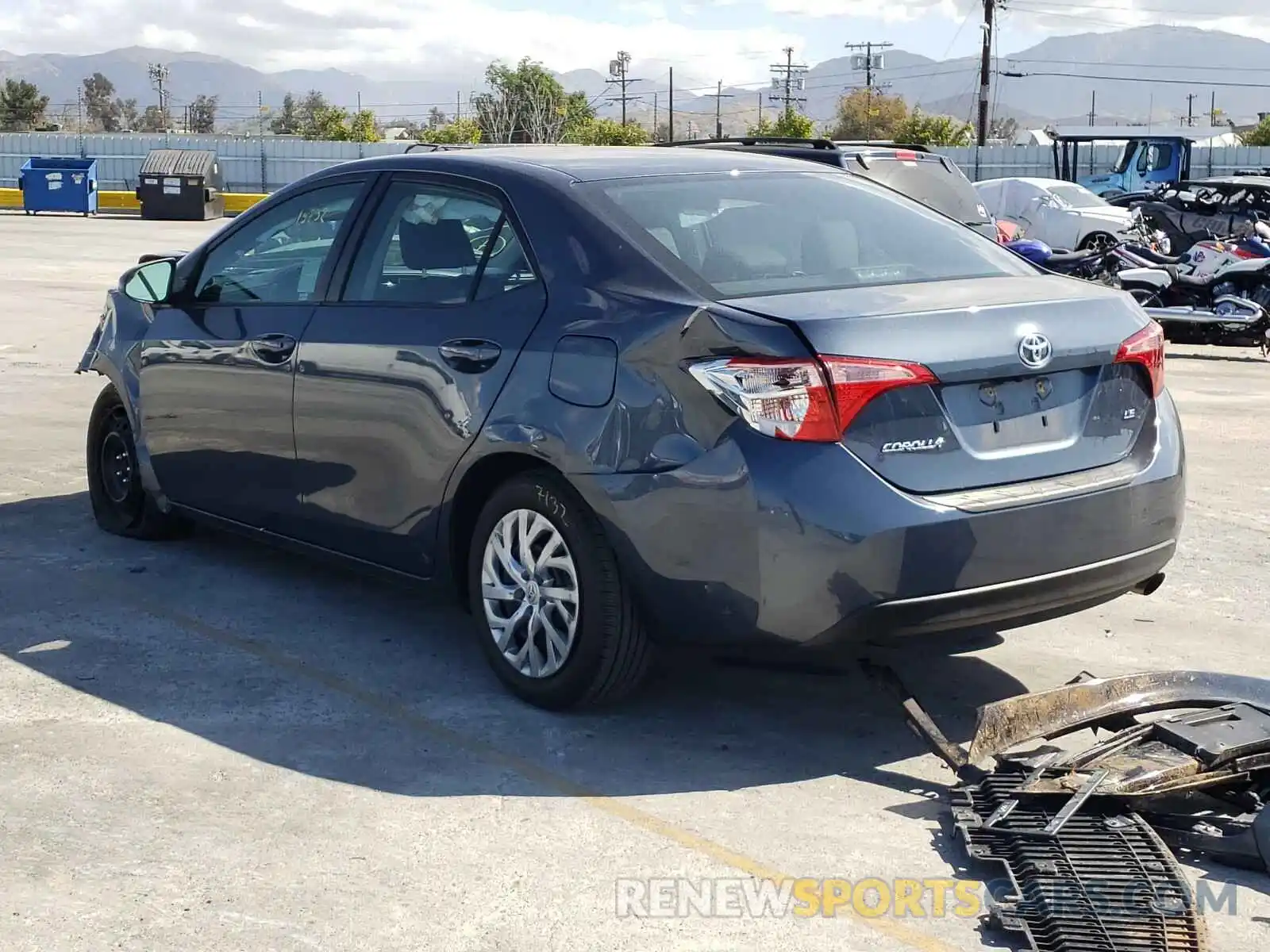 3 Photograph of a damaged car 2T1BURHE0KC170126 TOYOTA COROLLA 2019