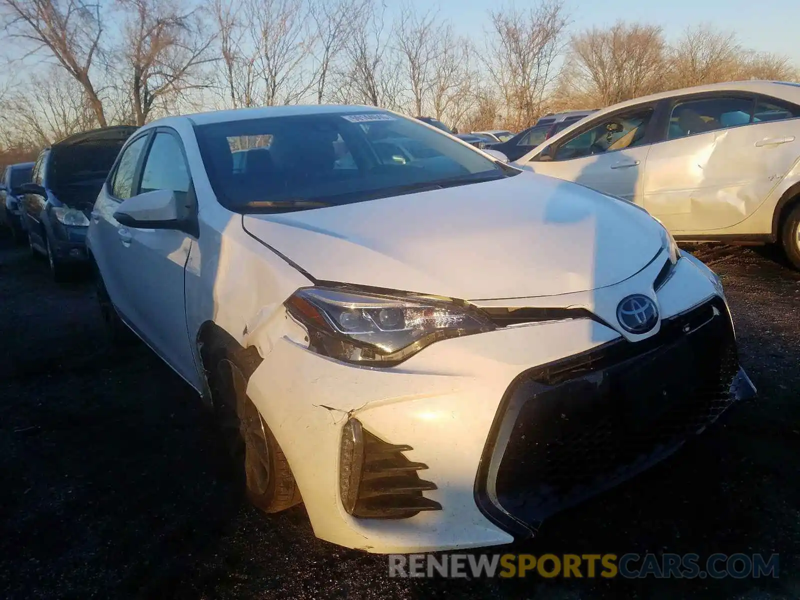 1 Photograph of a damaged car 2T1BURHE0KC171079 TOYOTA COROLLA 2019