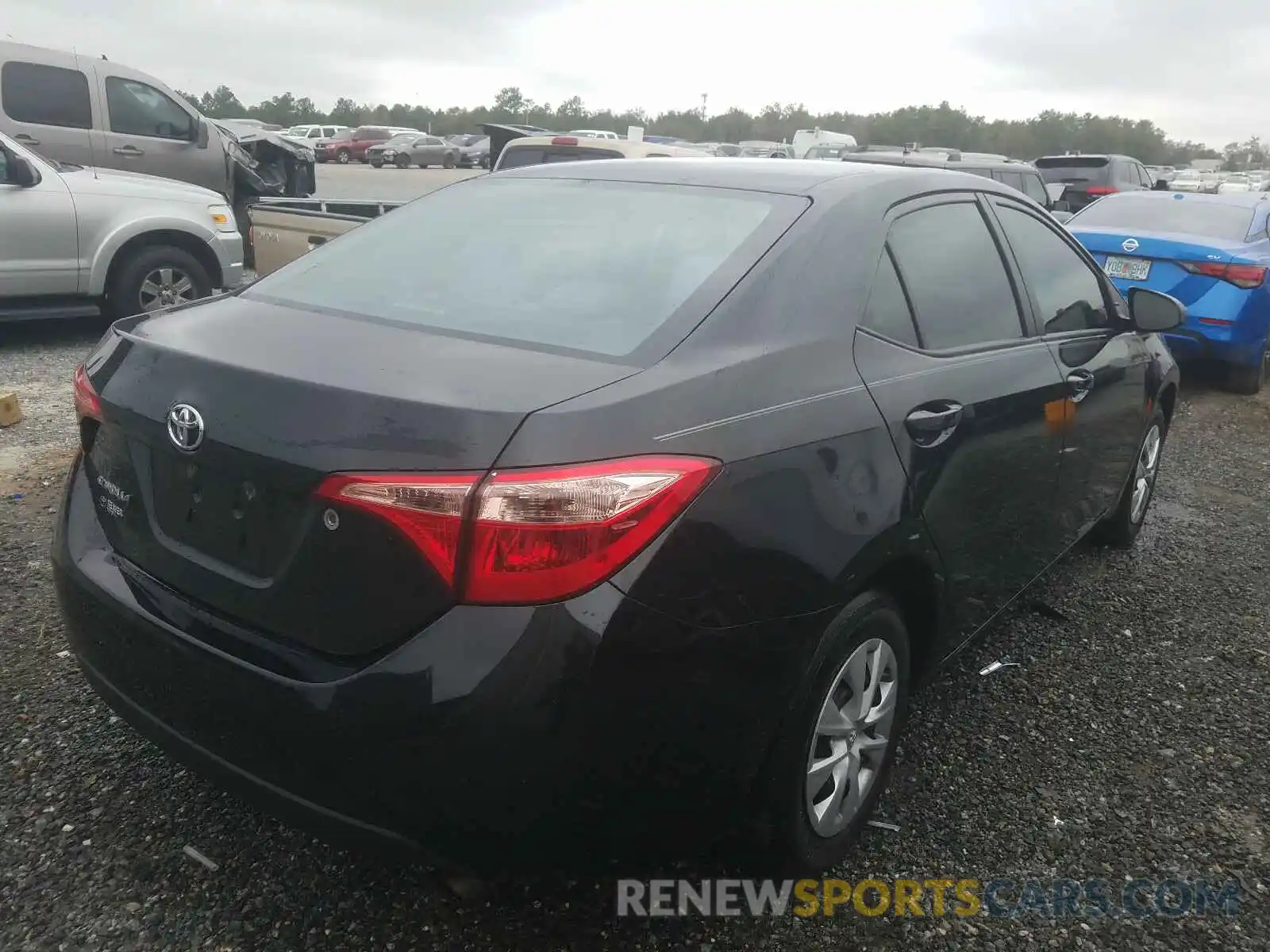 4 Photograph of a damaged car 2T1BURHE0KC172586 TOYOTA COROLLA 2019