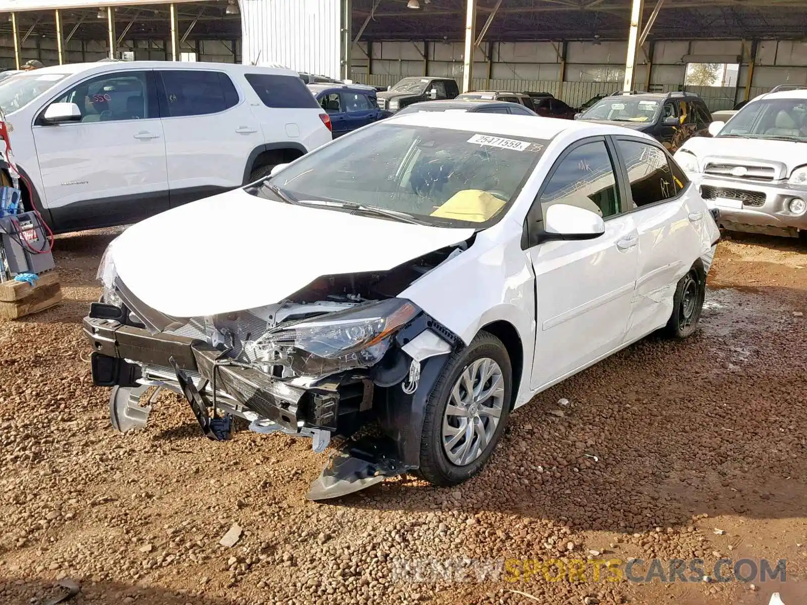 2 Photograph of a damaged car 2T1BURHE0KC172958 TOYOTA COROLLA 2019